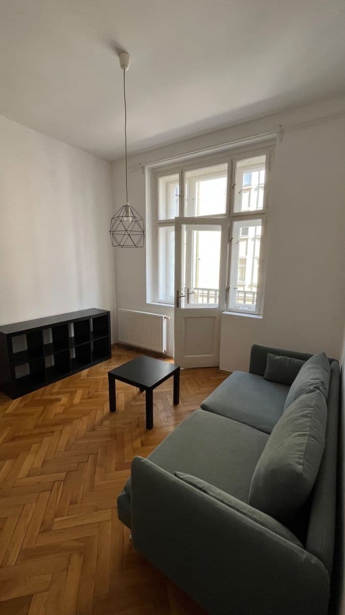 Prenájom bytu 2-izbový 48 m², Mexická, Praha, Praha Prenájom bytu 2-izbový 48 m², Mexická, Praha, Praha