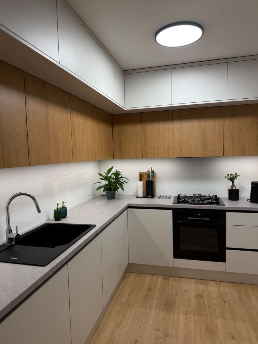 Predaj bytu 3-izbový 69 m², Přímětická, Praha, Praha Predaj bytu 3-izbový 69 m², Přímětická, Praha, Praha