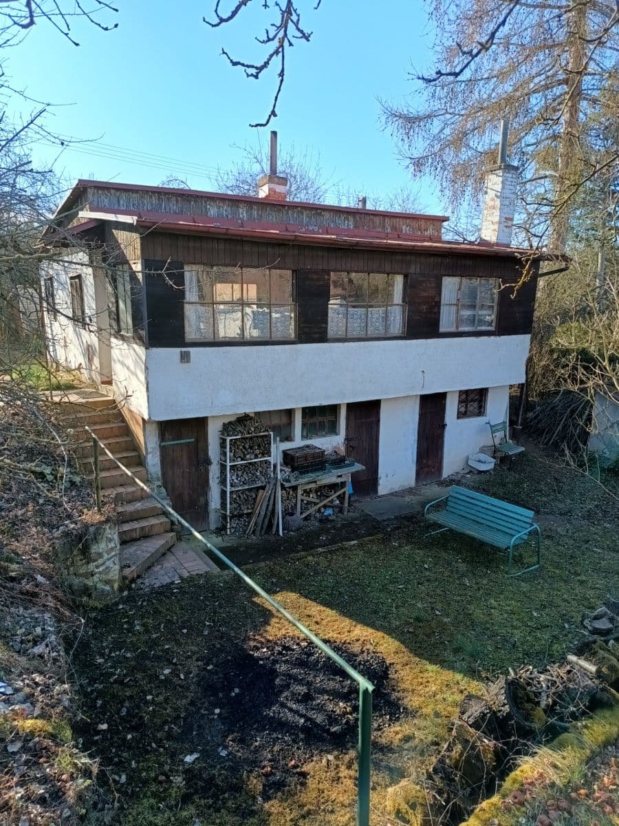 Predaj rekreačného objektu 62 m², pozemek 504 m², Lesní, Zadní Třebaň, Středočeský kraj Predaj rekreačného objektu 62 m², pozemek 504 m², Lesní, Zadní Třebaň, Středočeský kraj