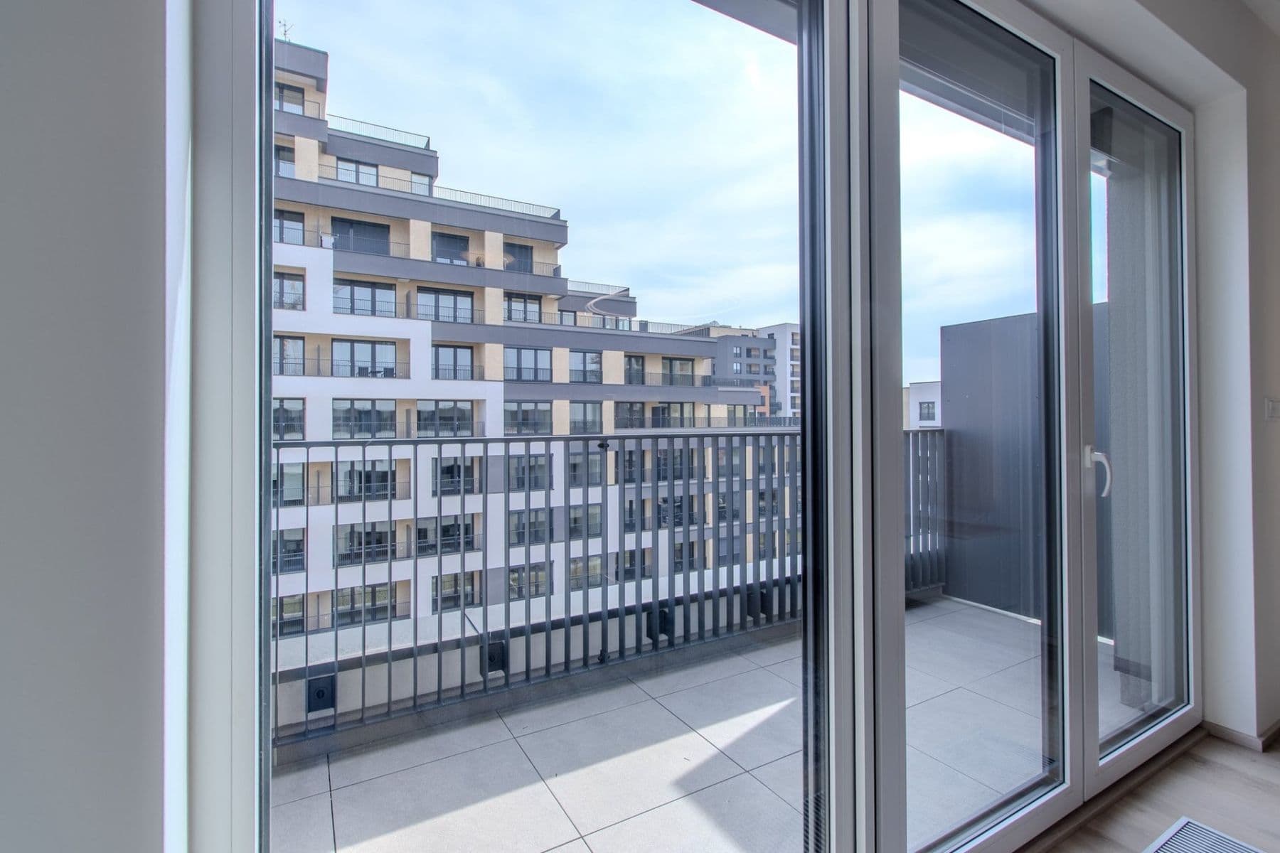 Prenájom bytu 1-izbový 33 m², Poděbradská, Praha, Praha Prenájom bytu 1-izbový 33 m², Poděbradská, Praha, Praha