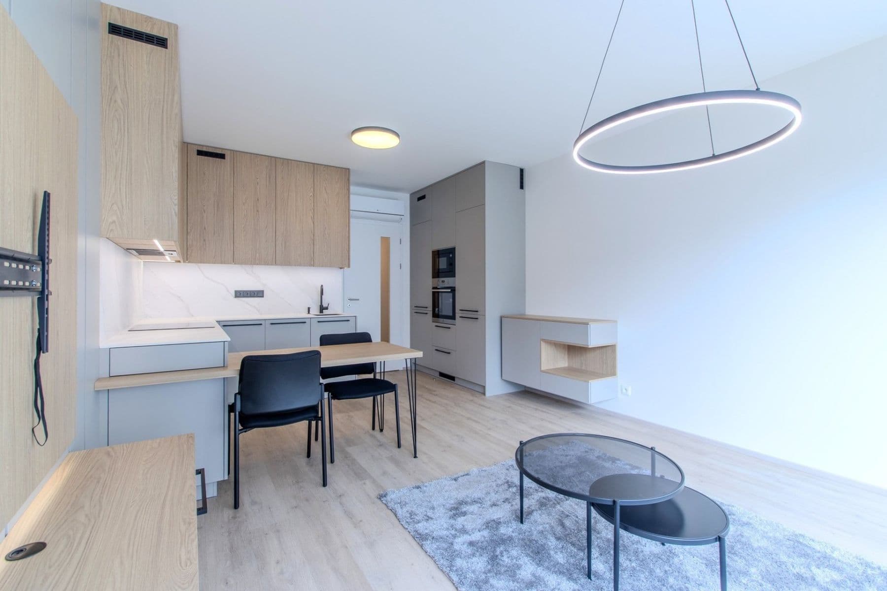 Prenájom bytu 1-izbový 33 m², Poděbradská, Praha, Praha Prenájom bytu 1-izbový 33 m², Poděbradská, Praha, Praha