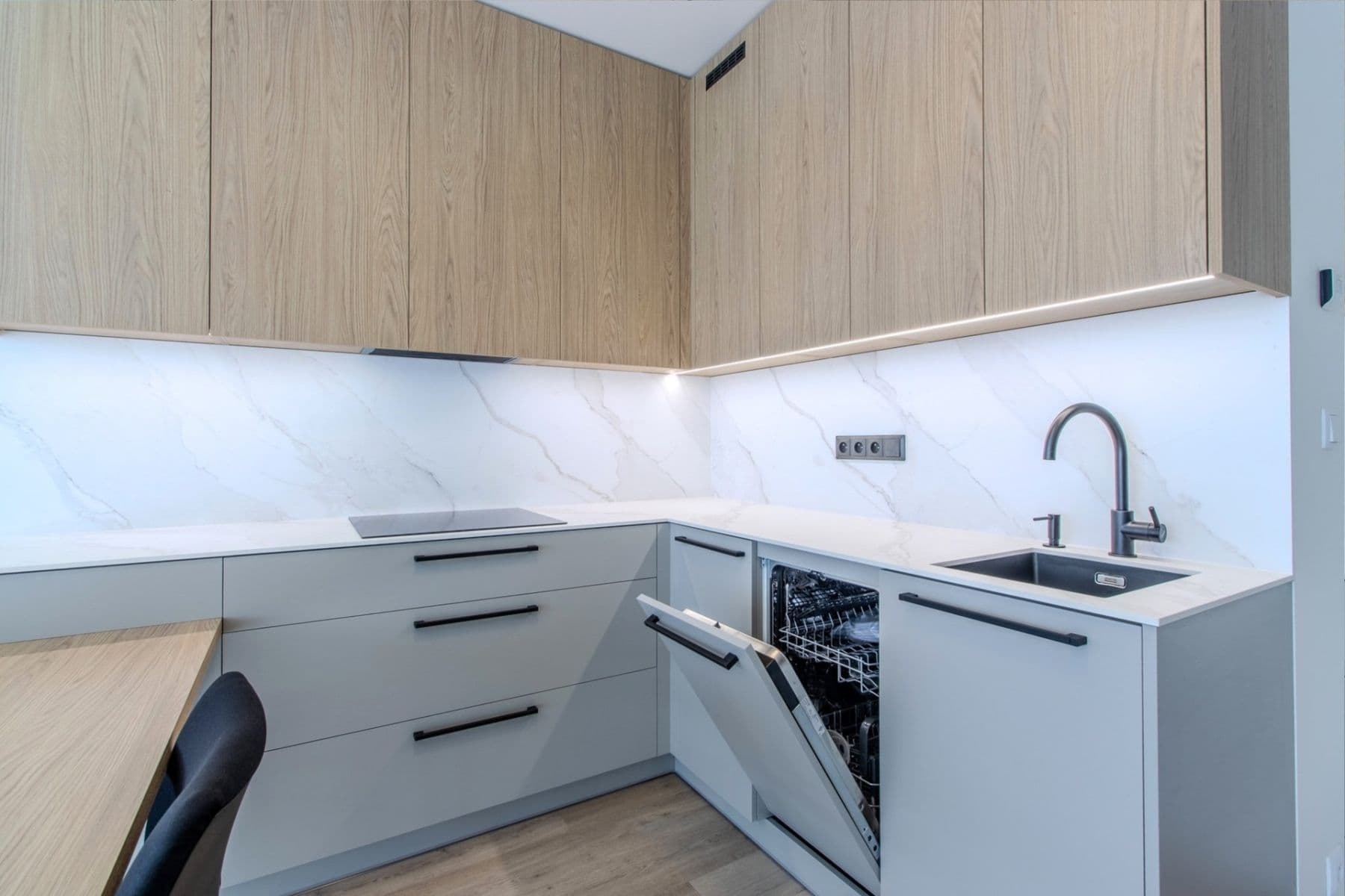 Prenájom bytu 1-izbový 33 m², Poděbradská, Praha, Praha Prenájom bytu 1-izbový 33 m², Poděbradská, Praha, Praha