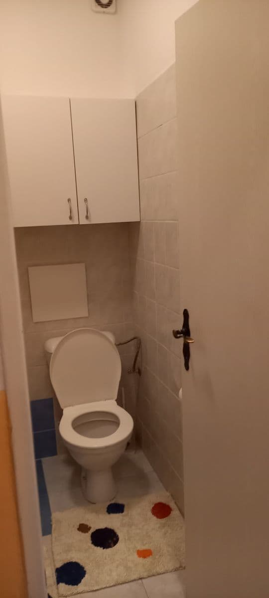 Prenájom bytu 1-izbový 32 m², Školská, Hostivice, Středočeský kraj Prenájom bytu 1-izbový 32 m², Školská, Hostivice, Středočeský kraj