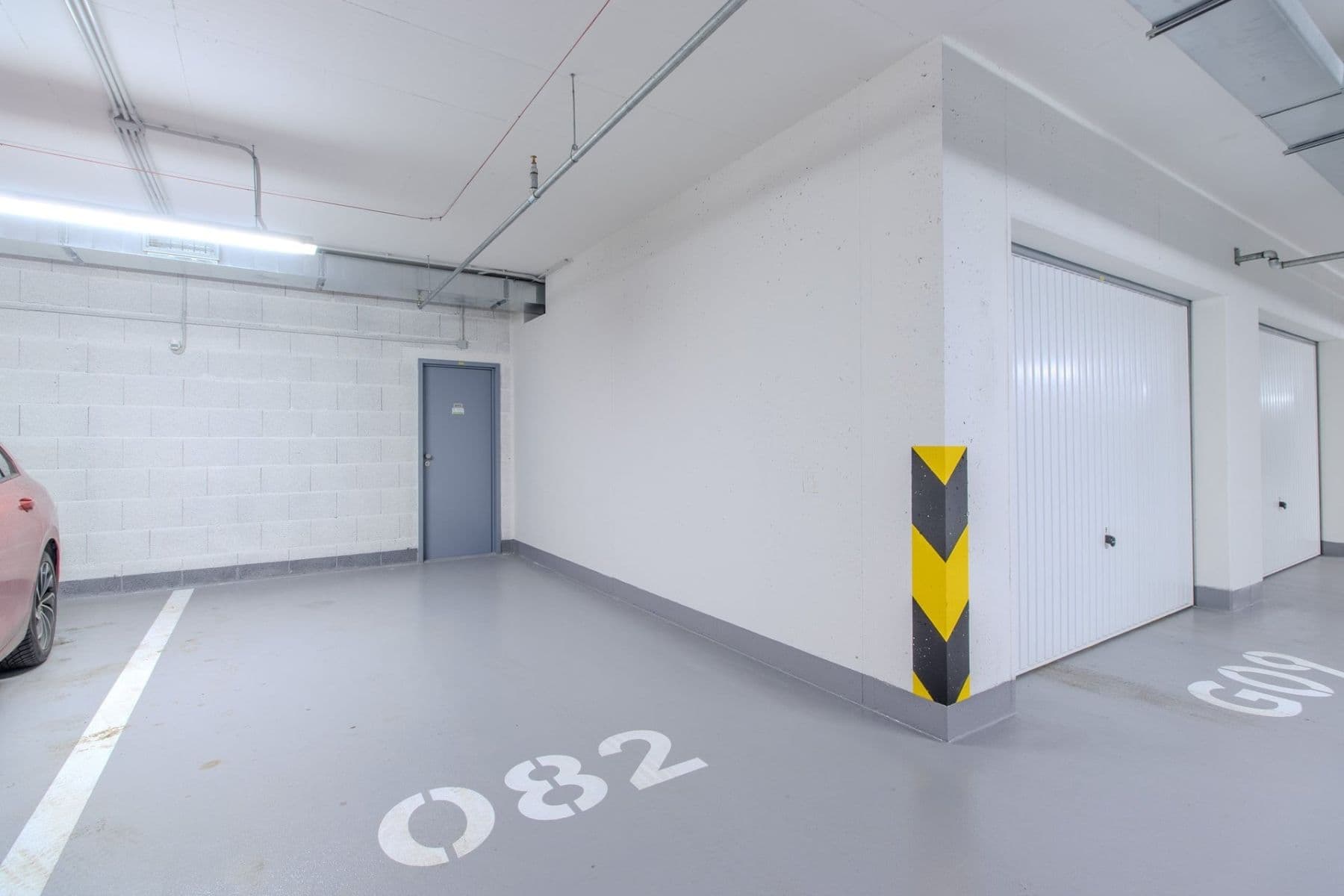 Prenájom garáže 15 m², Poděbradská, Praha, Praha Prenájom garáže 15 m², Poděbradská, Praha, Praha