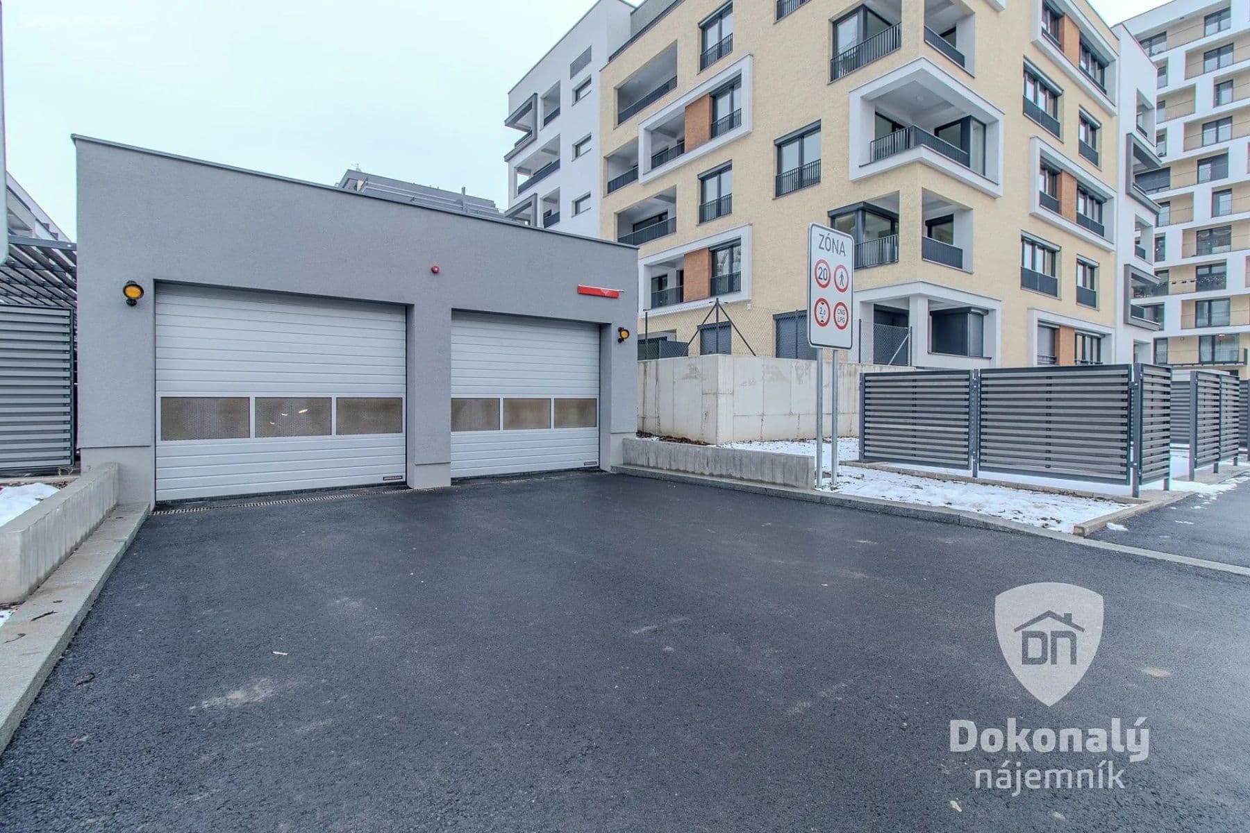 Prenájom garáže 15 m², Poděbradská, Praha, Praha Prenájom garáže 15 m², Poděbradská, Praha, Praha