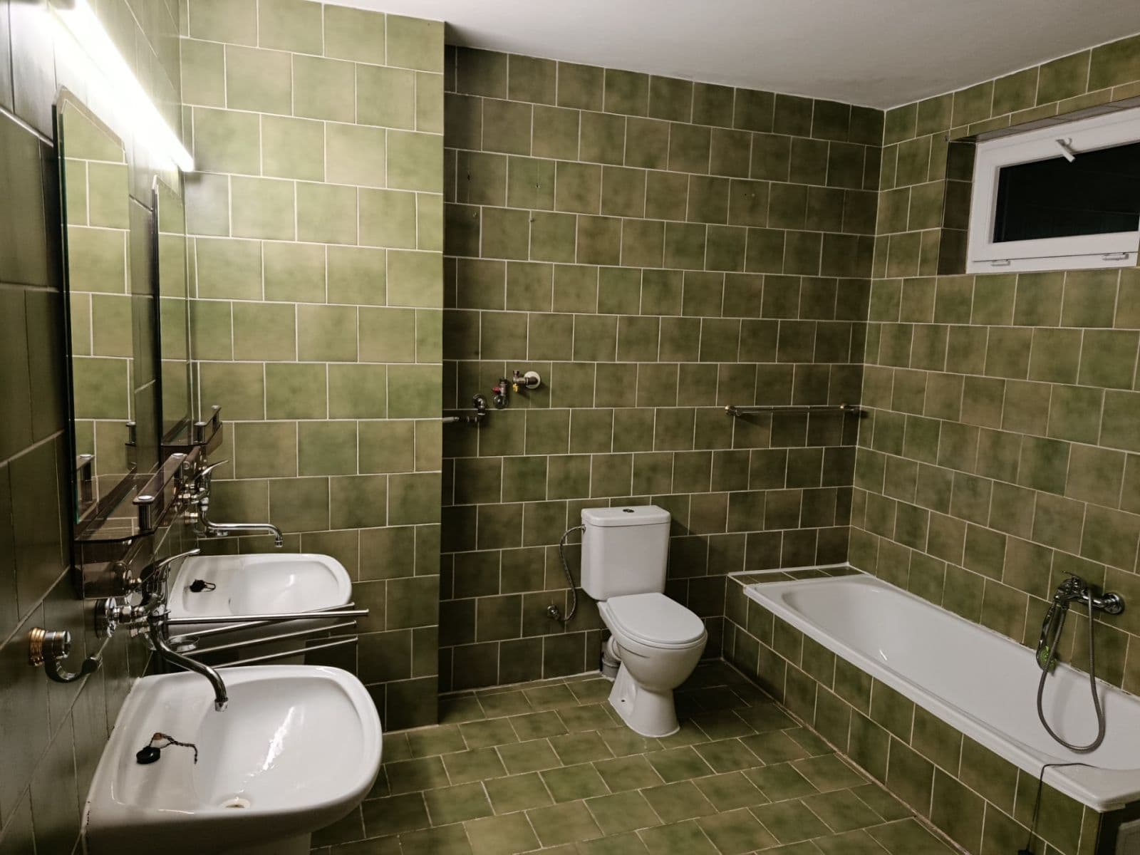 Prenájom bytu 3-izbový 60 m², Ant. Škváry, Kladno, Středočeský kraj Prenájom bytu 3-izbový 60 m², Ant. Škváry, Kladno, Středočeský kraj