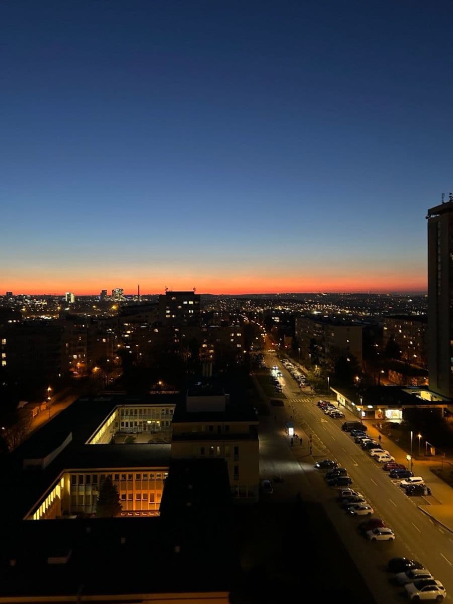 Prenájom bytu 1-izbový 25 m², Jabloňová, Praha, Praha Prenájom bytu 1-izbový 25 m², Jabloňová, Praha, Praha