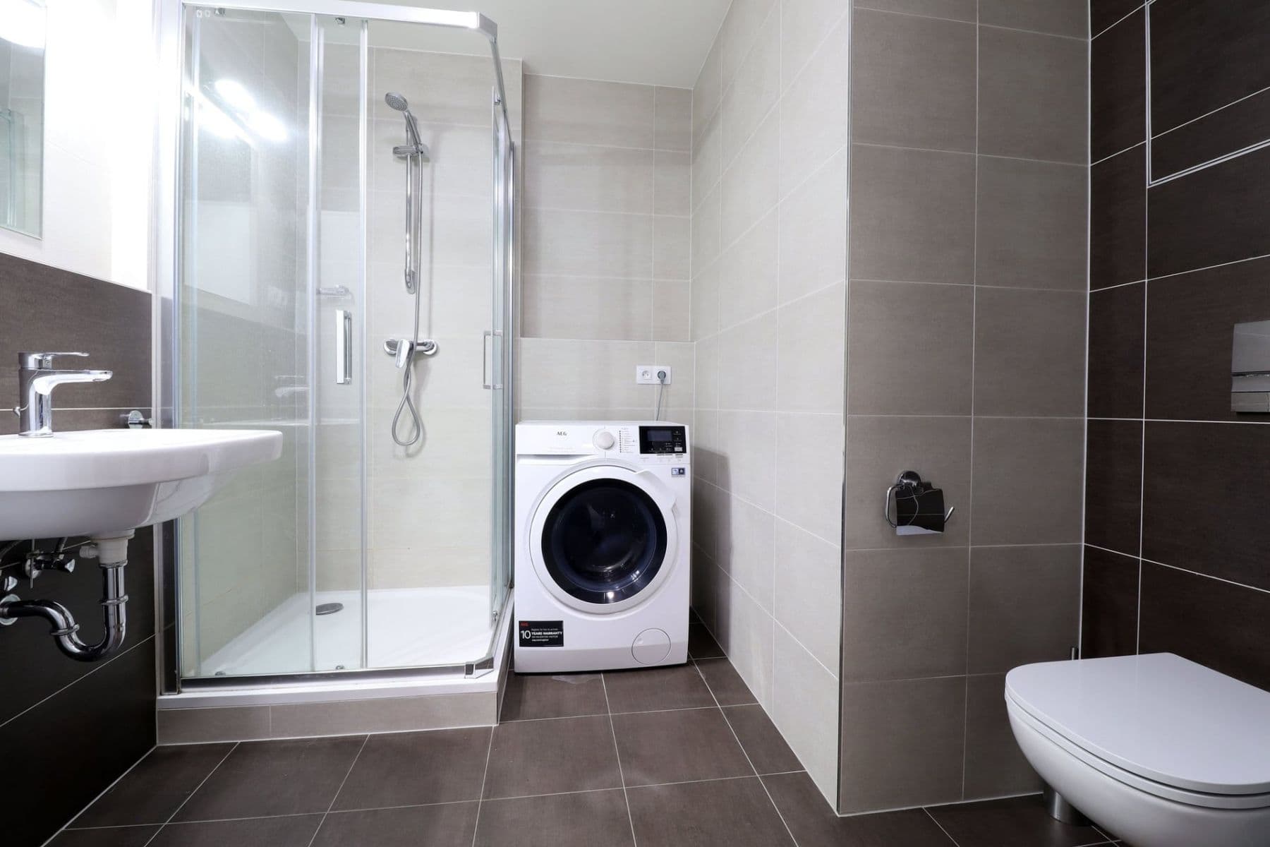 Prenájom bytu 1-izbový 38 m², Olgy Havlové, Praha, Praha Prenájom bytu 1-izbový 38 m², Olgy Havlové, Praha, Praha