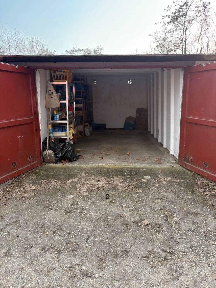 Predaj garáže 17 m², Okružní, Brno, Jihomoravský kraj Predaj garáže 17 m², Okružní, Brno, Jihomoravský kraj