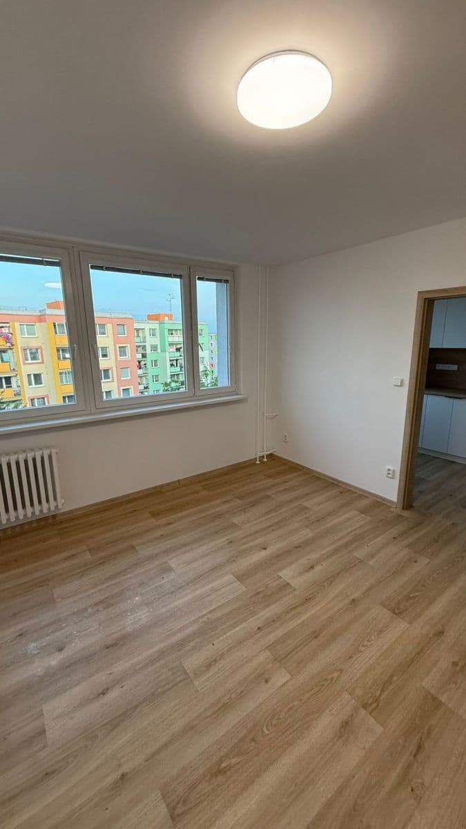 Prenájom bytu 2-izbový 44 m², Stiborova, Olomouc, Olomoucký kraj Prenájom bytu 2-izbový 44 m², Stiborova, Olomouc, Olomoucký kraj