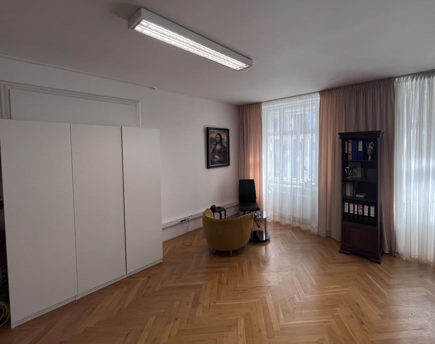 Prenájom bytu 1-izbový 41 m², Jakubské náměstí, Brno, Jihomoravský kraj Prenájom bytu 1-izbový 41 m², Jakubské náměstí, Brno, Jihomoravský kraj