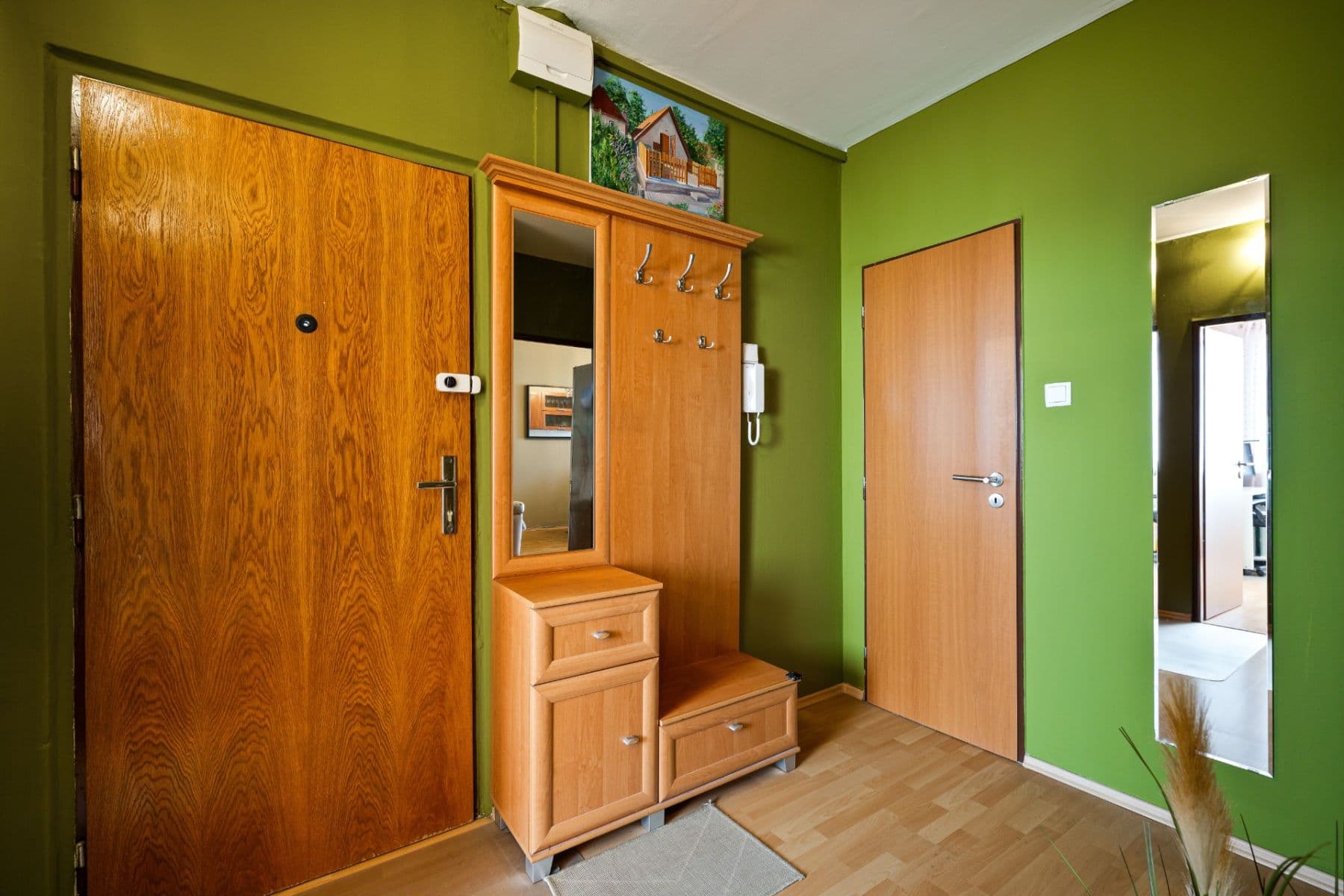 Prenájom bytu 4-izbový 70 m², Frýdlantská, Praha, Praha Prenájom bytu 4-izbový 70 m², Frýdlantská, Praha, Praha