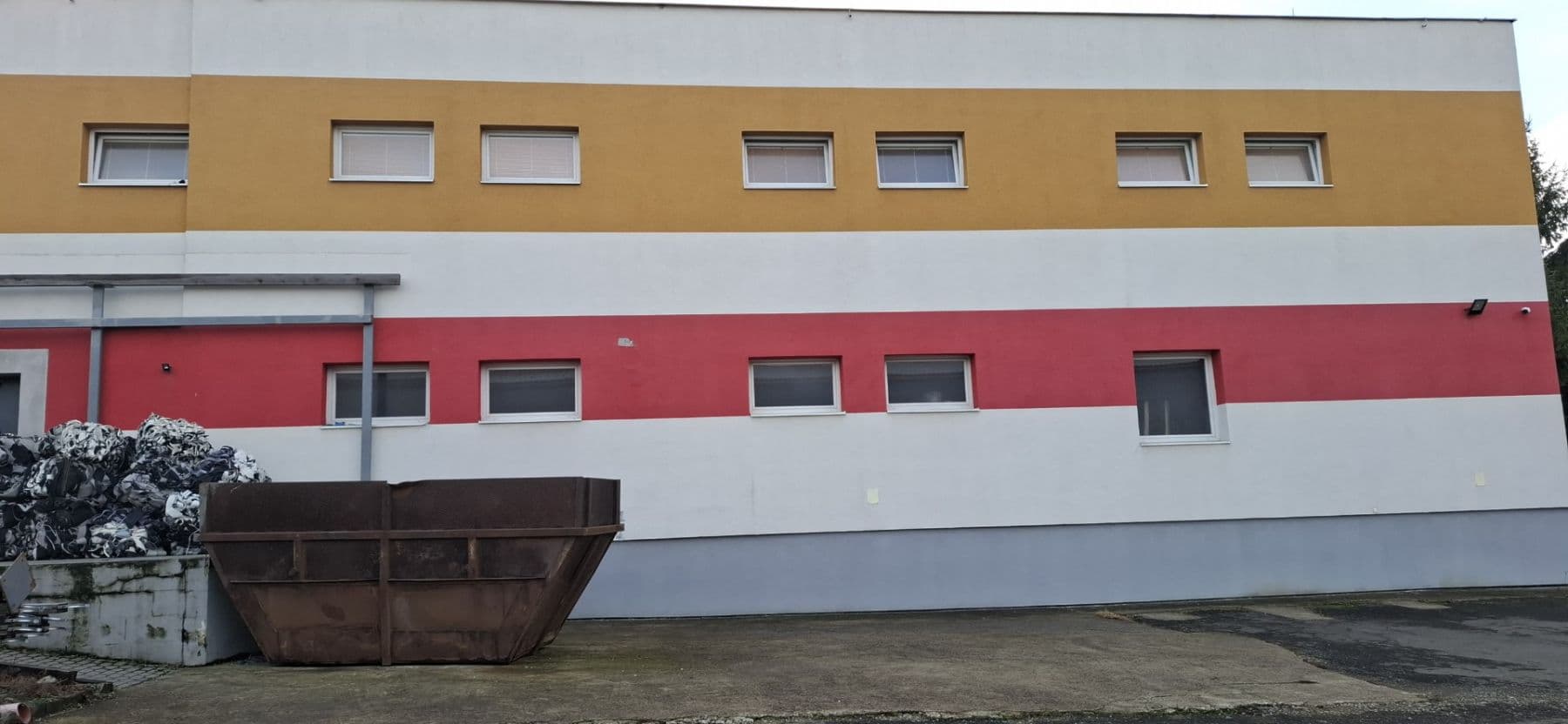 Predaj nebytového priestoru 2.250 m², Perečínska, Snina, Prešovský kraj Predaj nebytového priestoru 2.250 m², Perečínska, Snina, Prešovský kraj