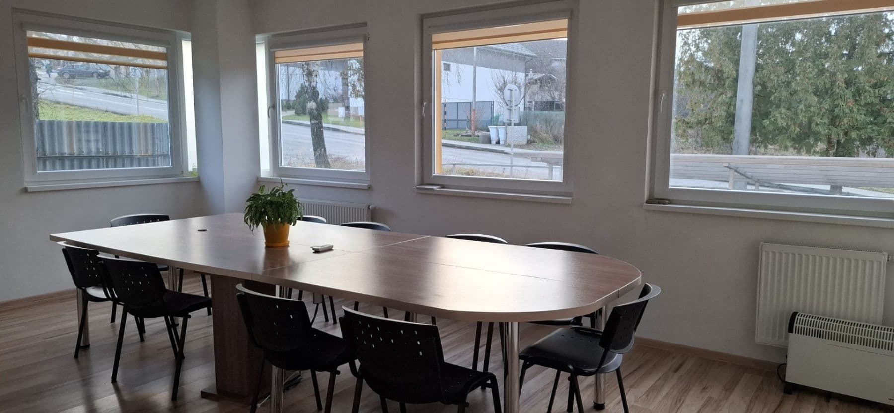 Predaj nebytového priestoru 2.250 m², Perečínska, Snina, Prešovský kraj Predaj nebytového priestoru 2.250 m², Perečínska, Snina, Prešovský kraj