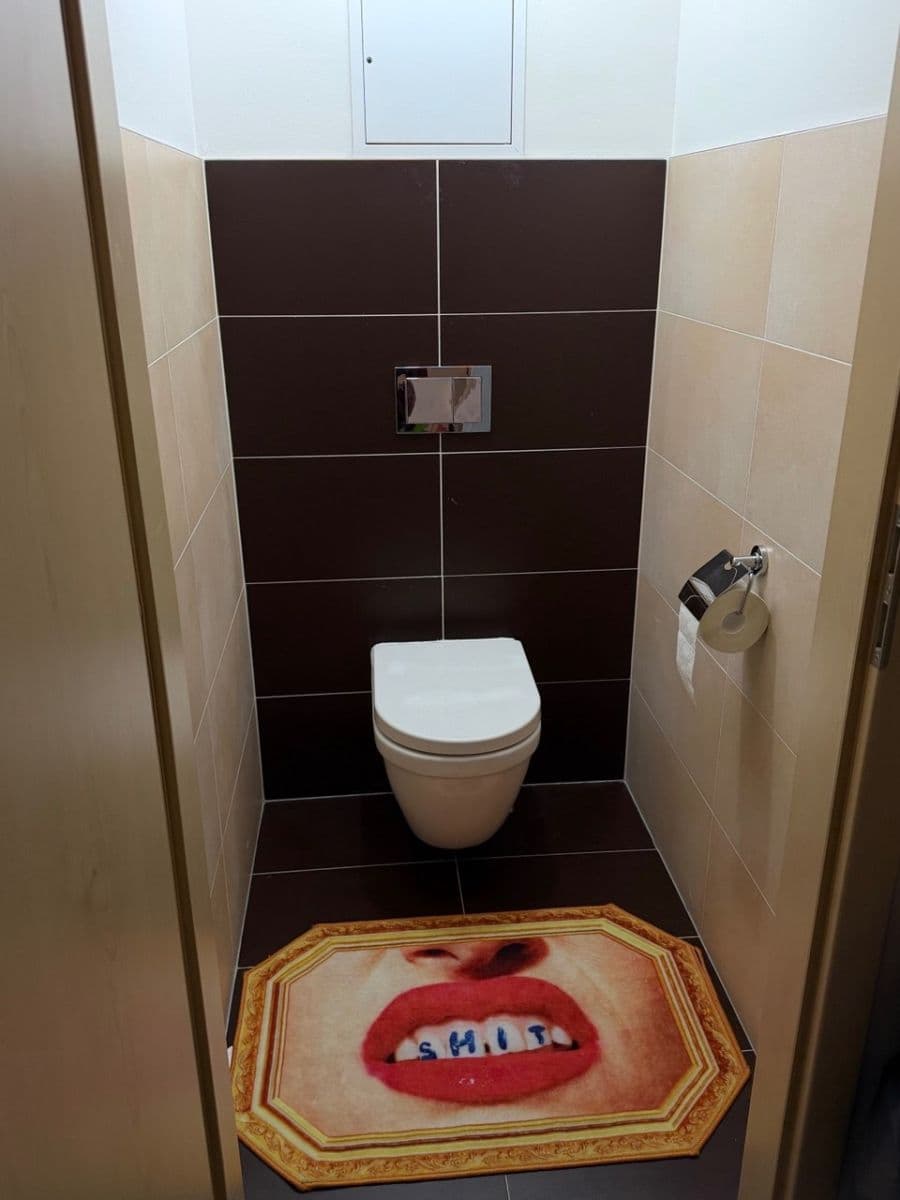 Prenájom bytu 3-izbový 63 m², Nepomuckých, Praha, Praha Prenájom bytu 3-izbový 63 m², Nepomuckých, Praha, Praha