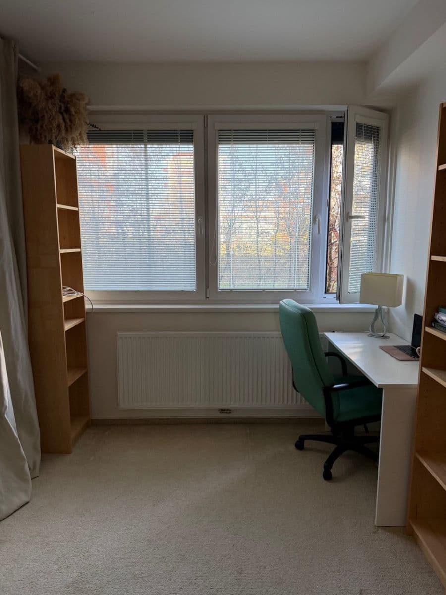 Prenájom bytu 3-izbový 63 m², Nepomuckých, Praha, Praha Prenájom bytu 3-izbový 63 m², Nepomuckých, Praha, Praha