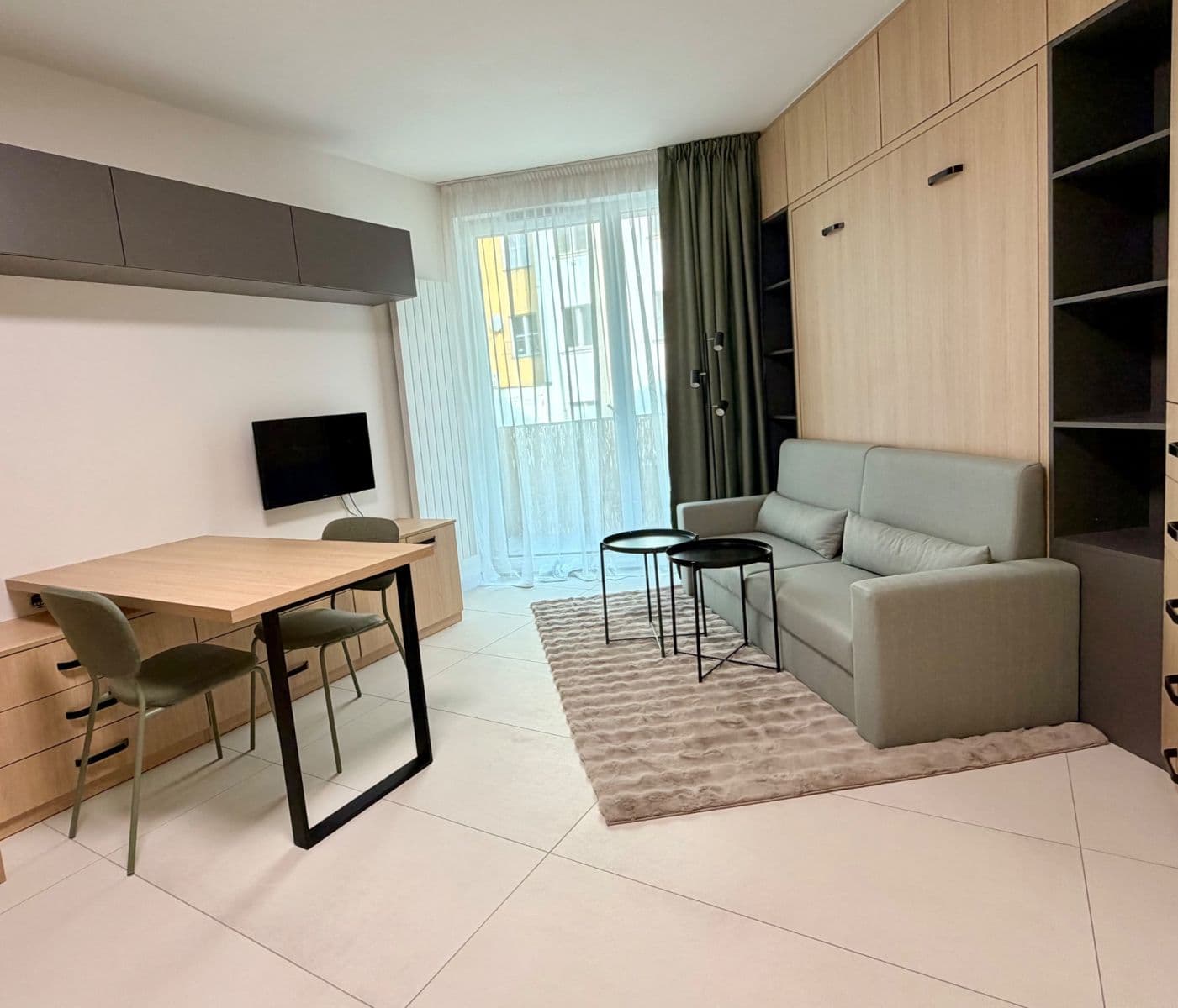 Prenájom bytu 1-izbový 30 m², Krymská, Praha, Praha Prenájom bytu 1-izbový 30 m², Krymská, Praha, Praha