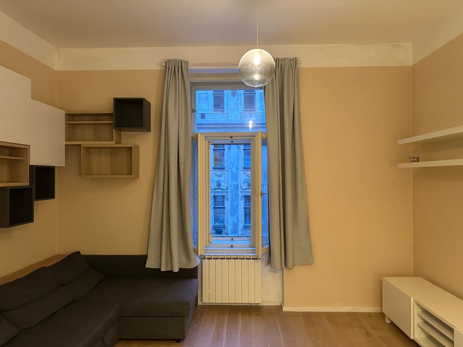 Prenájom bytu 2-izbový 40 m², U Studánky, Praha, Praha Prenájom bytu 2-izbový 40 m², U Studánky, Praha, Praha