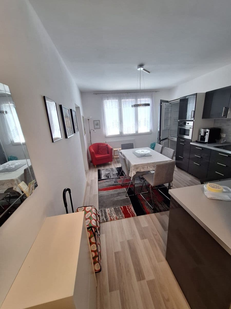 Predaj bytu 1-izbový 46 m², Zárubova, Praha, Praha Predaj bytu 1-izbový 46 m², Zárubova, Praha, Praha