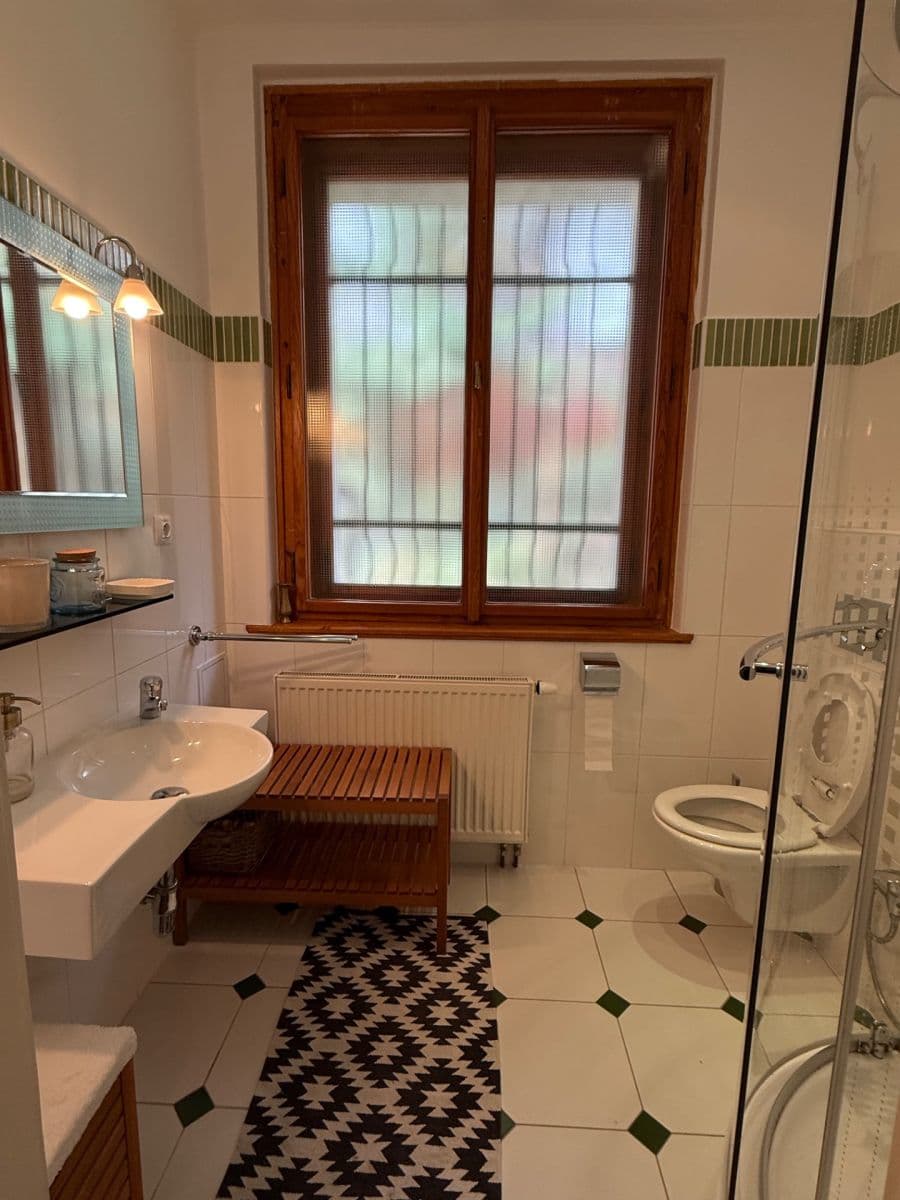 Prenájom bytu 3-izbový 93 m², Nad Zlíchovem, Praha, Praha Prenájom bytu 3-izbový 93 m², Nad Zlíchovem, Praha, Praha