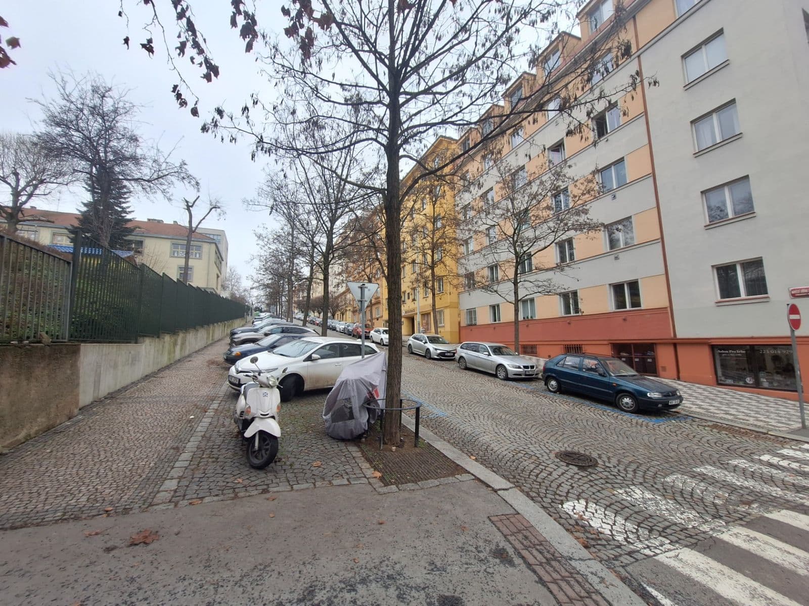 Prenájom bytu 2-izbový 45 m², Šrobárova, Praha, Praha Prenájom bytu 2-izbový 45 m², Šrobárova, Praha, Praha