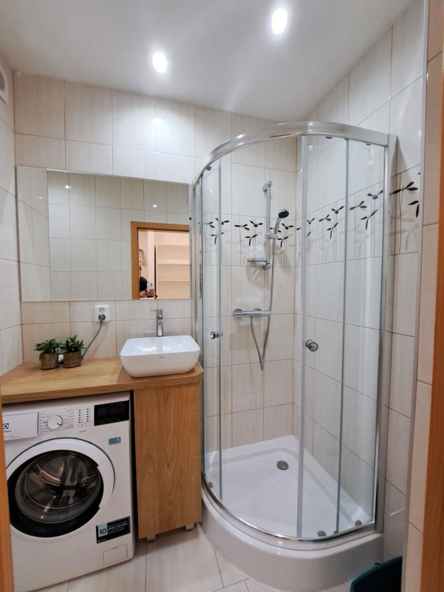 Predaj bytu 2-izbový 52 m², třída SNP, Hradec Králové, Královéhradecký kraj Predaj bytu 2-izbový 52 m², třída SNP, Hradec Králové, Královéhradecký kraj