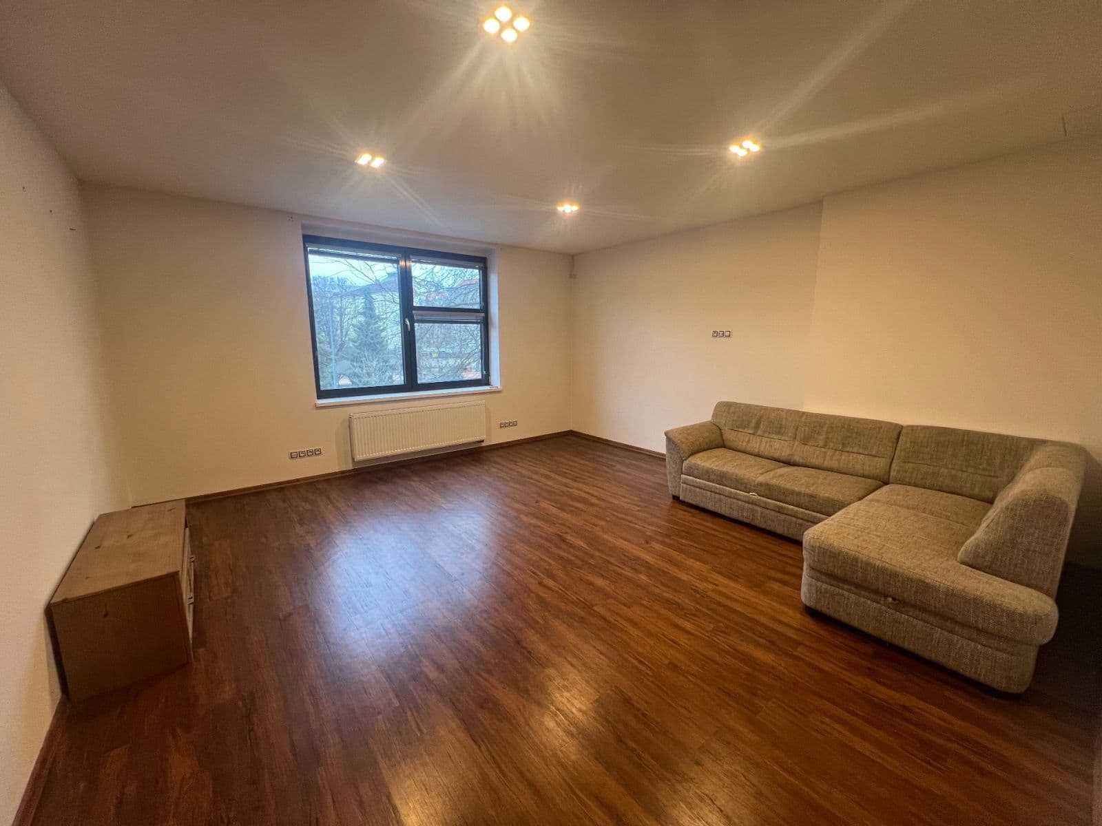 Prenájom bytu 2-izbový 70 m², Puškinova, Plzeň, Plzeňský kraj Prenájom bytu 2-izbový 70 m², Puškinova, Plzeň, Plzeňský kraj