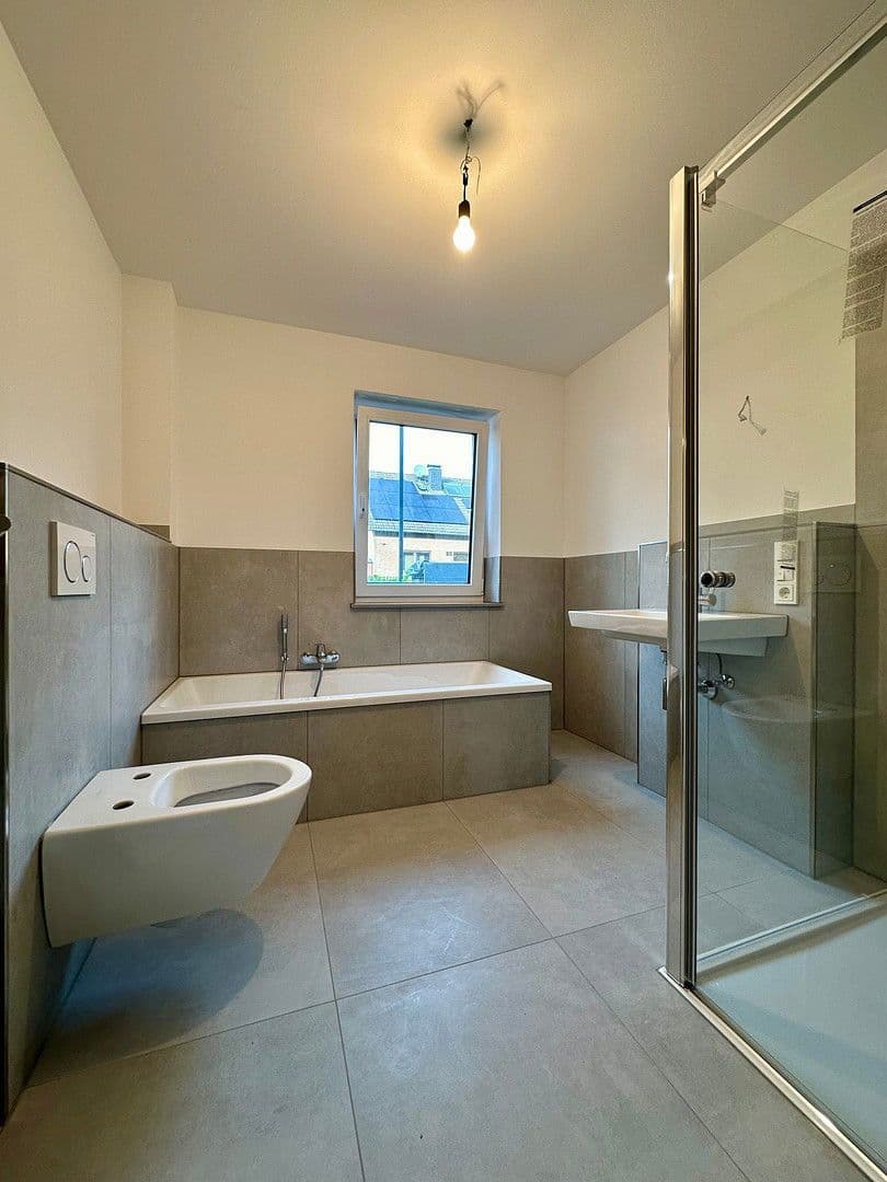 Predaj bytu 3-izbový 116 m², Buchenstraße 39, Düsseldorf, Severné Porýnie - Westfálsko Predaj bytu 3-izbový 116 m², Buchenstraße 39, Düsseldorf, Severné Porýnie - Westfálsko