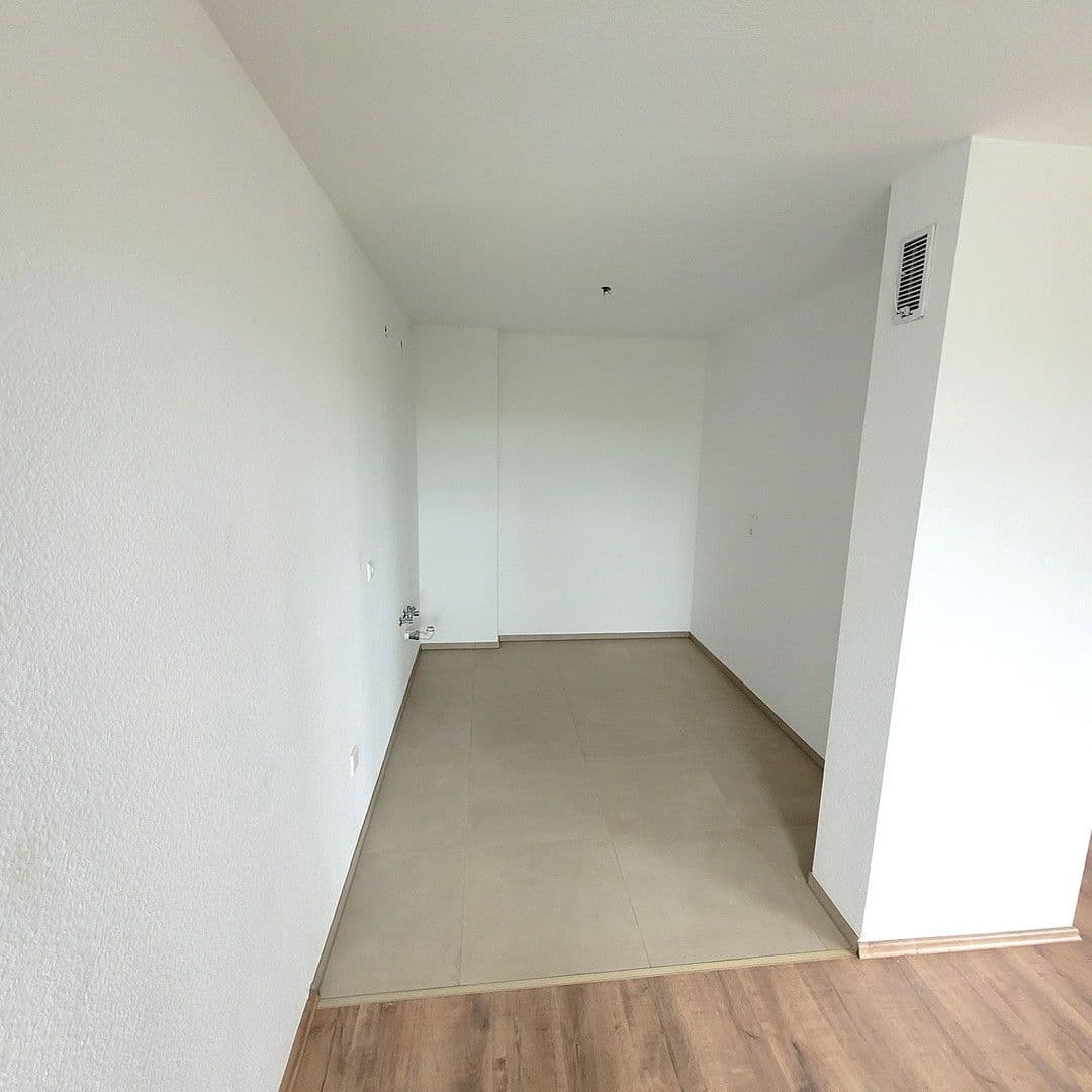 Prenájom bytu 2-izbový 62 m², Strohgäustraße 11, Leonberg, Bádensko-Wurttembersko Prenájom bytu 2-izbový 62 m², Strohgäustraße 11, Leonberg, Bádensko-Wurttembersko