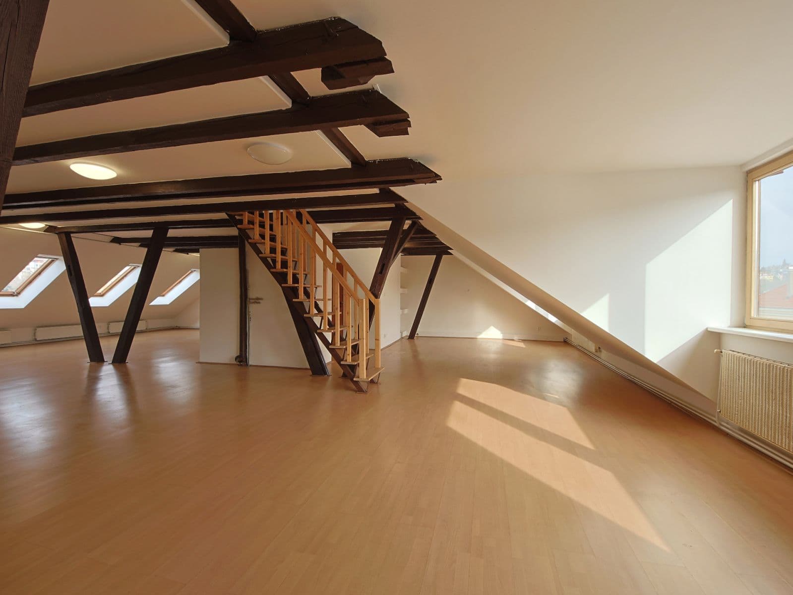 Predaj bytu 4-izbový 185 m², Plzeňská, Praha, Praha Predaj bytu 4-izbový 185 m², Plzeňská, Praha, Praha