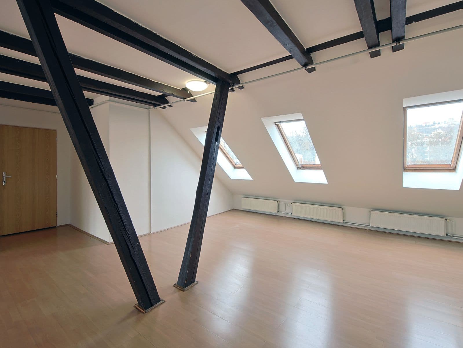 Predaj bytu 5-izbový 185 m², Plzeňská, Praha, Praha Predaj bytu 5-izbový 185 m², Plzeňská, Praha, Praha