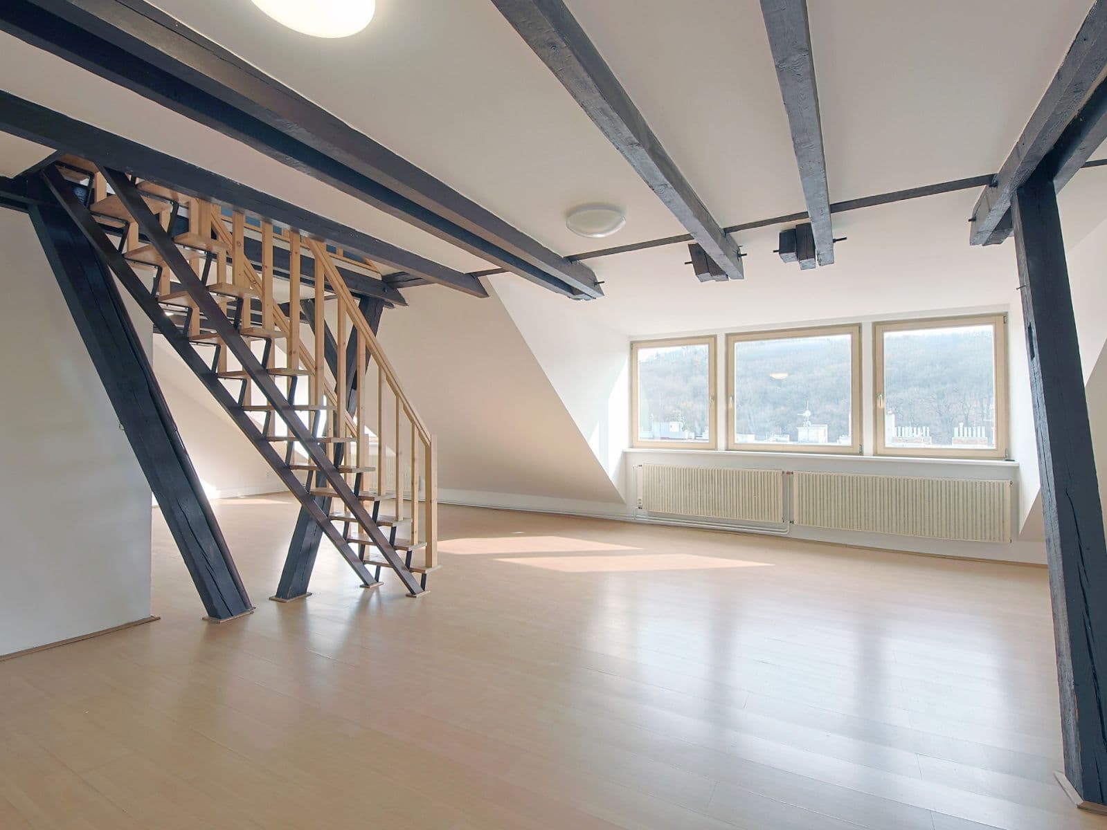 Predaj bytu 5-izbový 185 m², Plzeňská, Praha, Praha Predaj bytu 5-izbový 185 m², Plzeňská, Praha, Praha