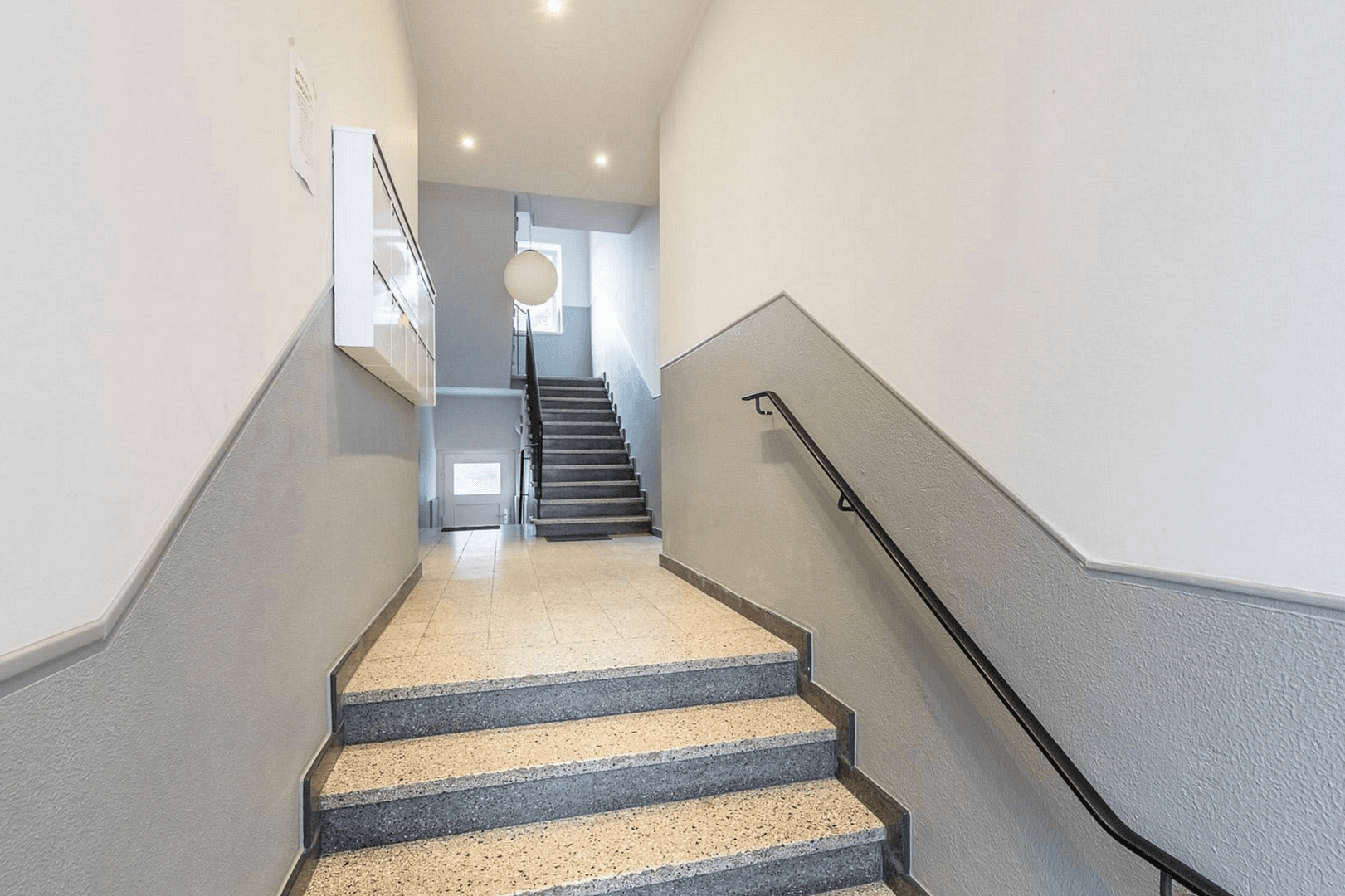 Predaj bytu 2-izbový 54 m², Düsseldorf, Severné Porýnie - Westfálsko Predaj bytu 2-izbový 54 m², Düsseldorf, Severné Porýnie - Westfálsko