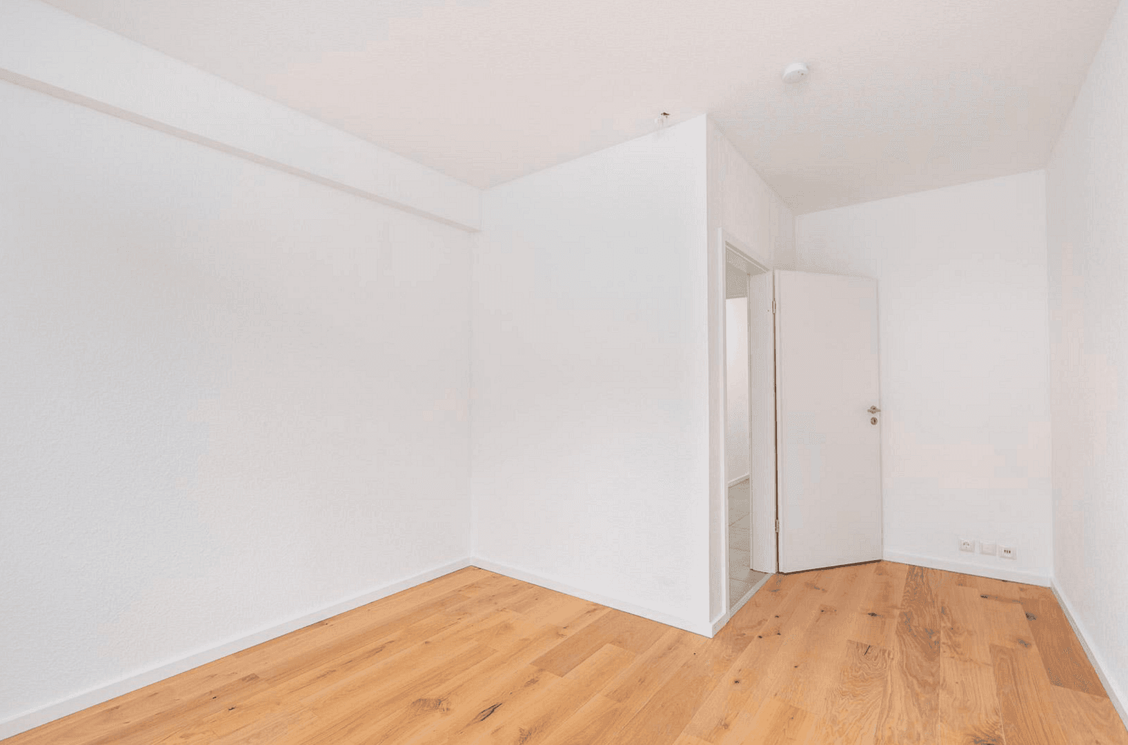 Predaj bytu 2-izbový 54 m², Düsseldorf, Severné Porýnie - Westfálsko Predaj bytu 2-izbový 54 m², Düsseldorf, Severné Porýnie - Westfálsko