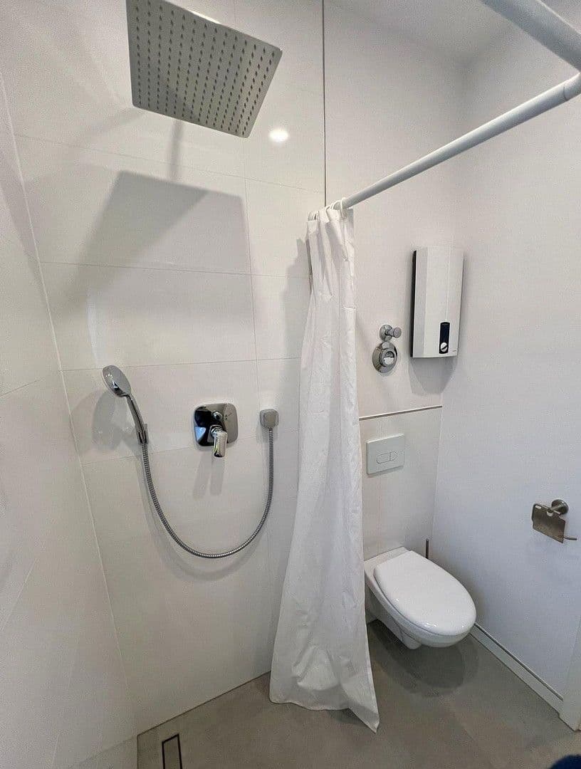 Prenájom bytu 1-izbový 22 m², Rathausstraße 7, Hockenheim, Bádensko-Wurttembersko Prenájom bytu 1-izbový 22 m², Rathausstraße 7, Hockenheim, Bádensko-Wurttembersko