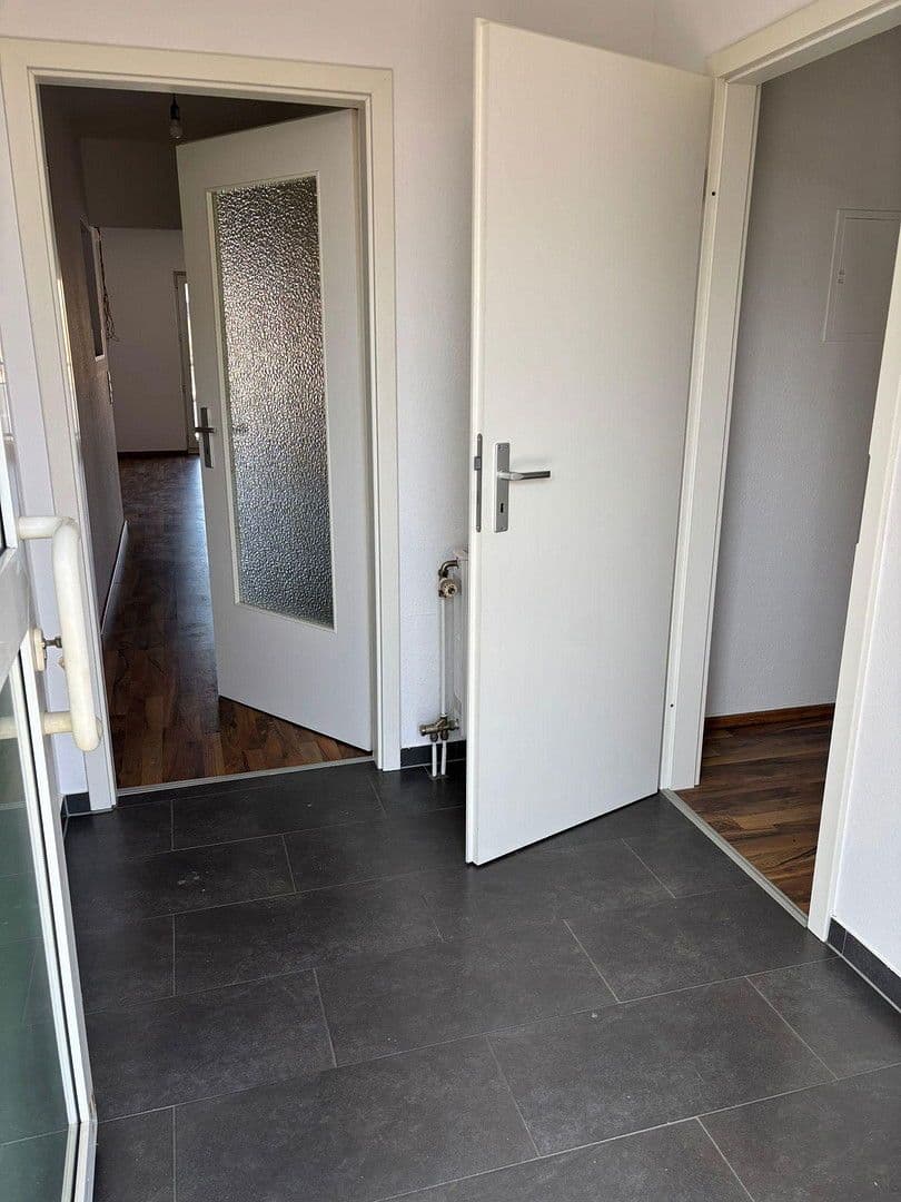 Prenájom bytu 2-izbový 67 m², Goethestraße 17 A, Offenbach am Main, Hesensko Prenájom bytu 2-izbový 67 m², Goethestraße 17 A, Offenbach am Main, Hesensko