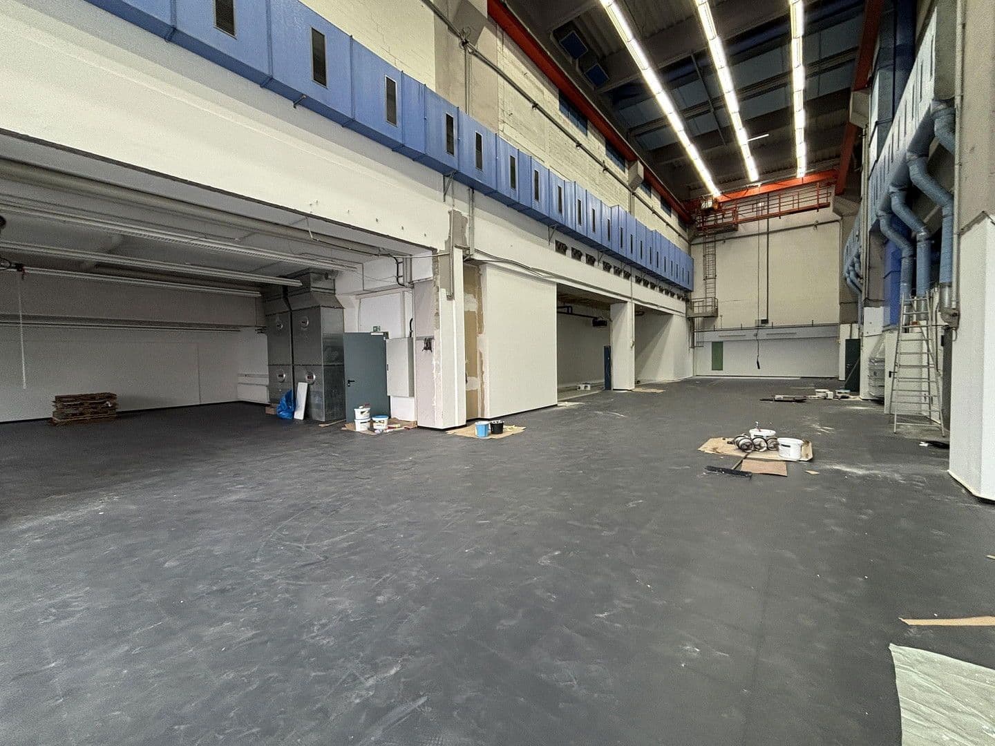 Prenájom nebytového priestoru 520 m², Moselstr. 14, Neuss, Severné Porýnie - Westfálsko Prenájom nebytového priestoru 520 m², Moselstr. 14, Neuss, Severné Porýnie - Westfálsko