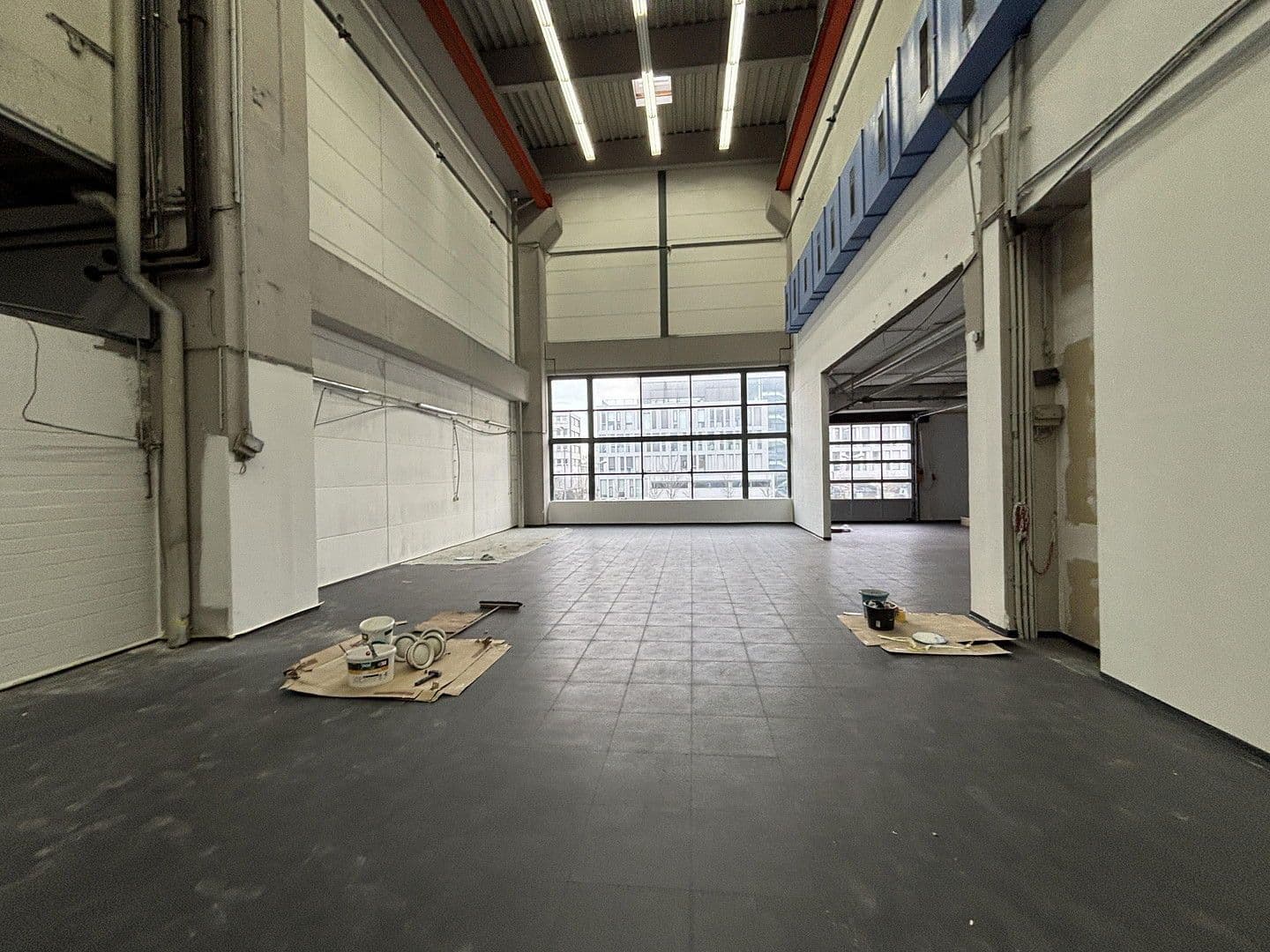 Prenájom nebytového priestoru 520 m², Moselstr. 14, Neuss, Severné Porýnie - Westfálsko Prenájom nebytového priestoru 520 m², Moselstr. 14, Neuss, Severné Porýnie - Westfálsko