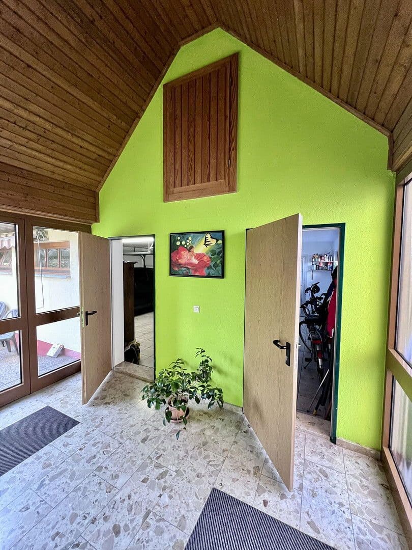 Predaj domu 393 m², pozemek 1.524 m², Belmsdorfer Straße 26 b, Bischofswerda, Sasko Predaj domu 393 m², pozemek 1.524 m², Belmsdorfer Straße 26 b, Bischofswerda, Sasko