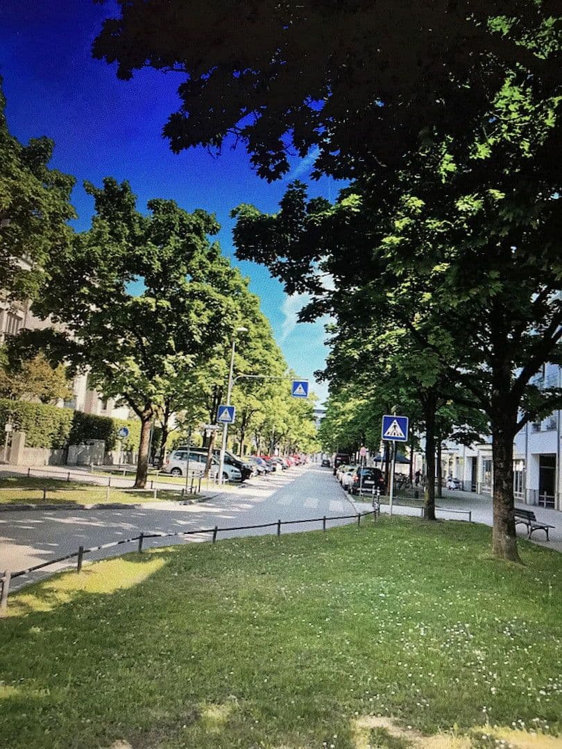 Predaj bytu 3-izbový 100 m², München, Bavorsko Predaj bytu 3-izbový 100 m², München, Bavorsko