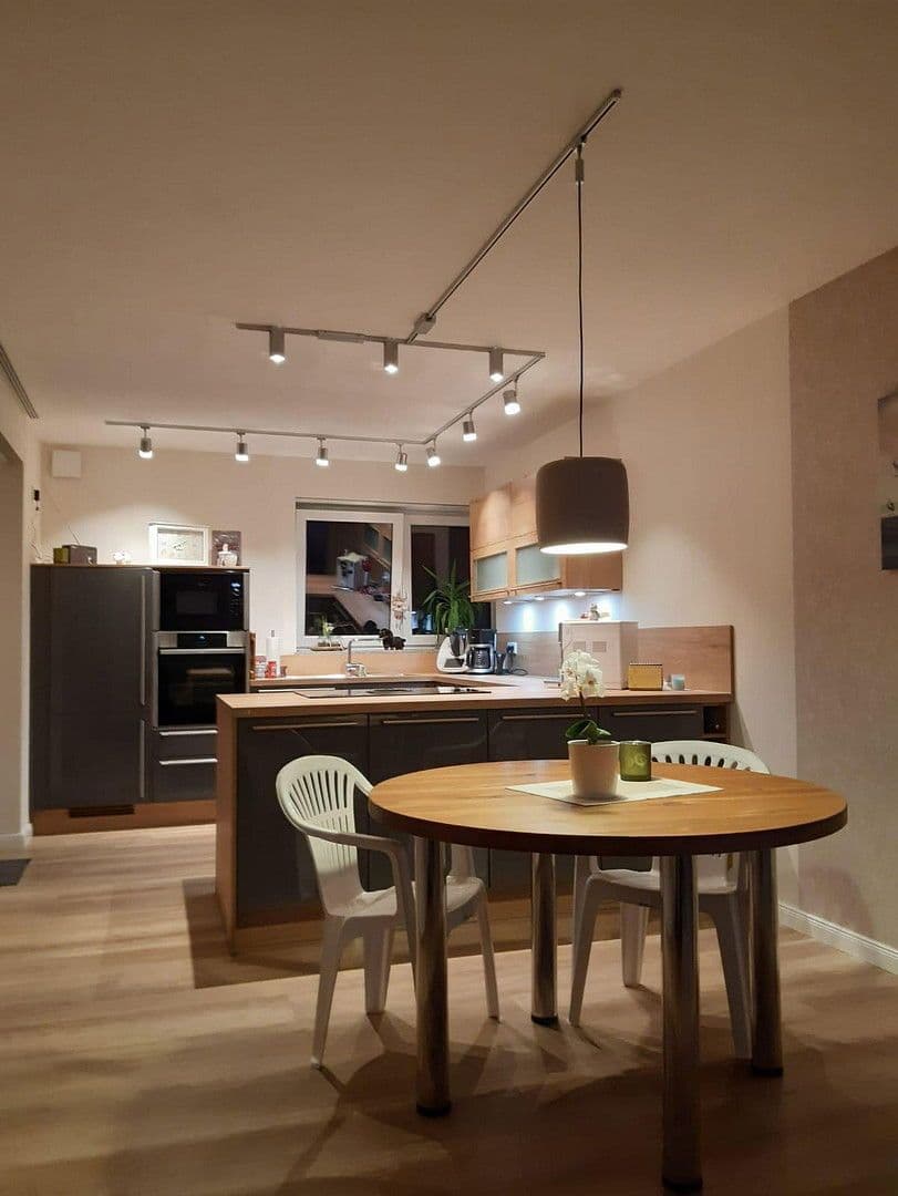 Predaj bytu 3-izbový 87 m², Lippstadt, Severné Porýnie - Westfálsko Predaj bytu 3-izbový 87 m², Lippstadt, Severné Porýnie - Westfálsko