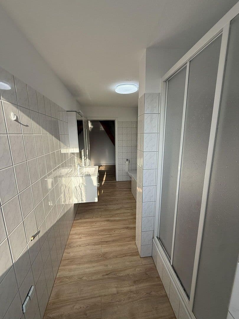 Prenájom bytu 4-izbový 160 m², Witten, Severné Porýnie - Westfálsko Prenájom bytu 4-izbový 160 m², Witten, Severné Porýnie - Westfálsko