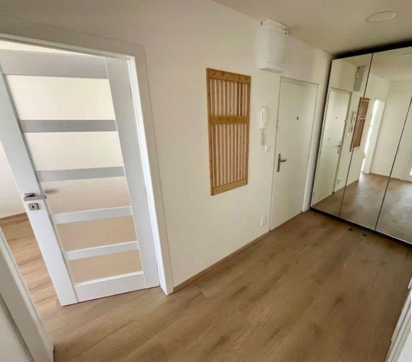 Predaj bytu 3-izbový 78 m², Neusäß, Bavorsko Predaj bytu 3-izbový 78 m², Neusäß, Bavorsko