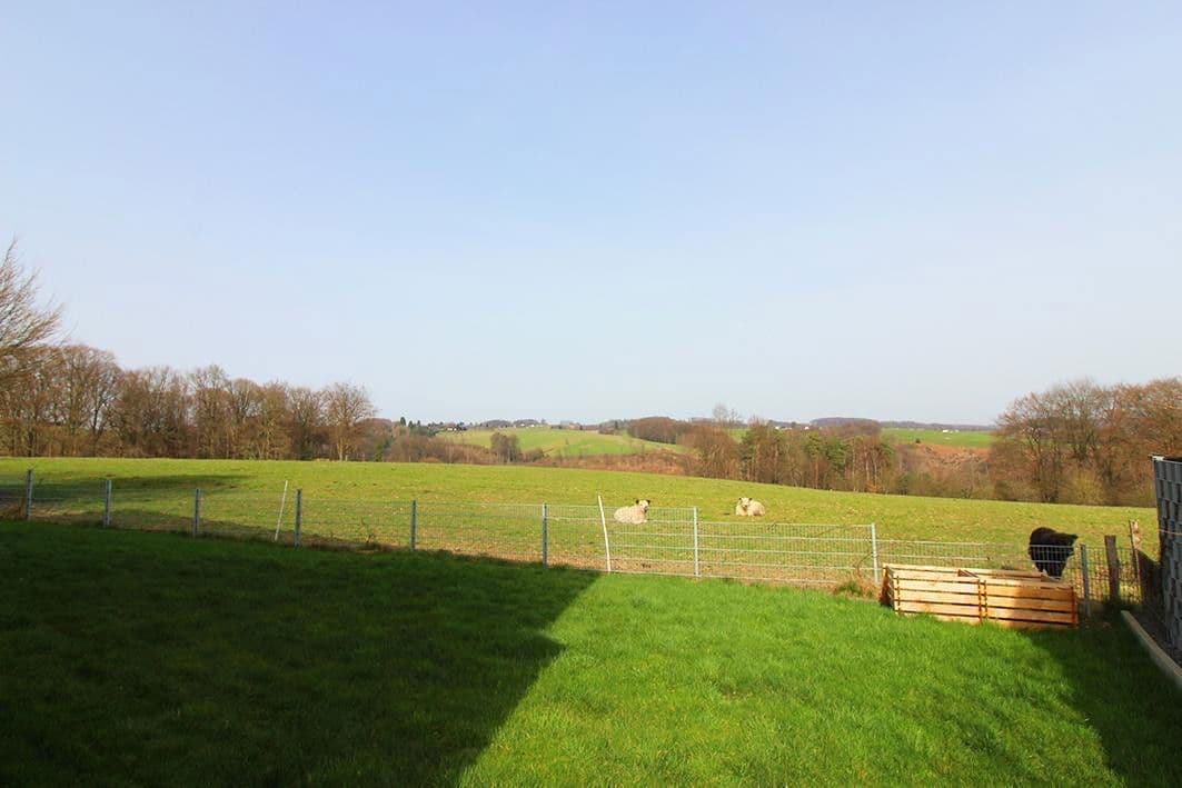 Prenájom bytu 4-izbový 115 m², Zum Eschental 17, Overath, Severné Porýnie - Westfálsko Prenájom bytu 4-izbový 115 m², Zum Eschental 17, Overath, Severné Porýnie - Westfálsko