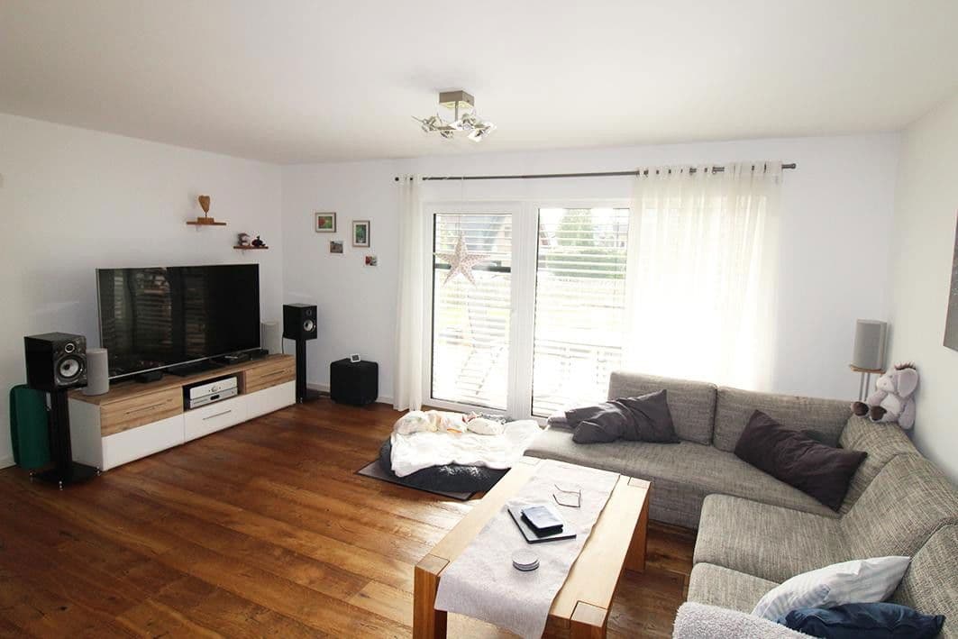 Prenájom bytu 4-izbový 115 m², Zum Eschental 17, Overath, Severné Porýnie - Westfálsko Prenájom bytu 4-izbový 115 m², Zum Eschental 17, Overath, Severné Porýnie - Westfálsko