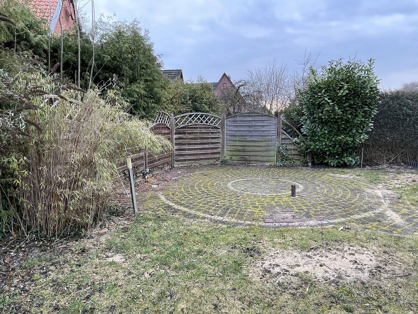 Prenájom bytu 3-izbový 79 m², Drage, Dolné Sasko Prenájom bytu 3-izbový 79 m², Drage, Dolné Sasko