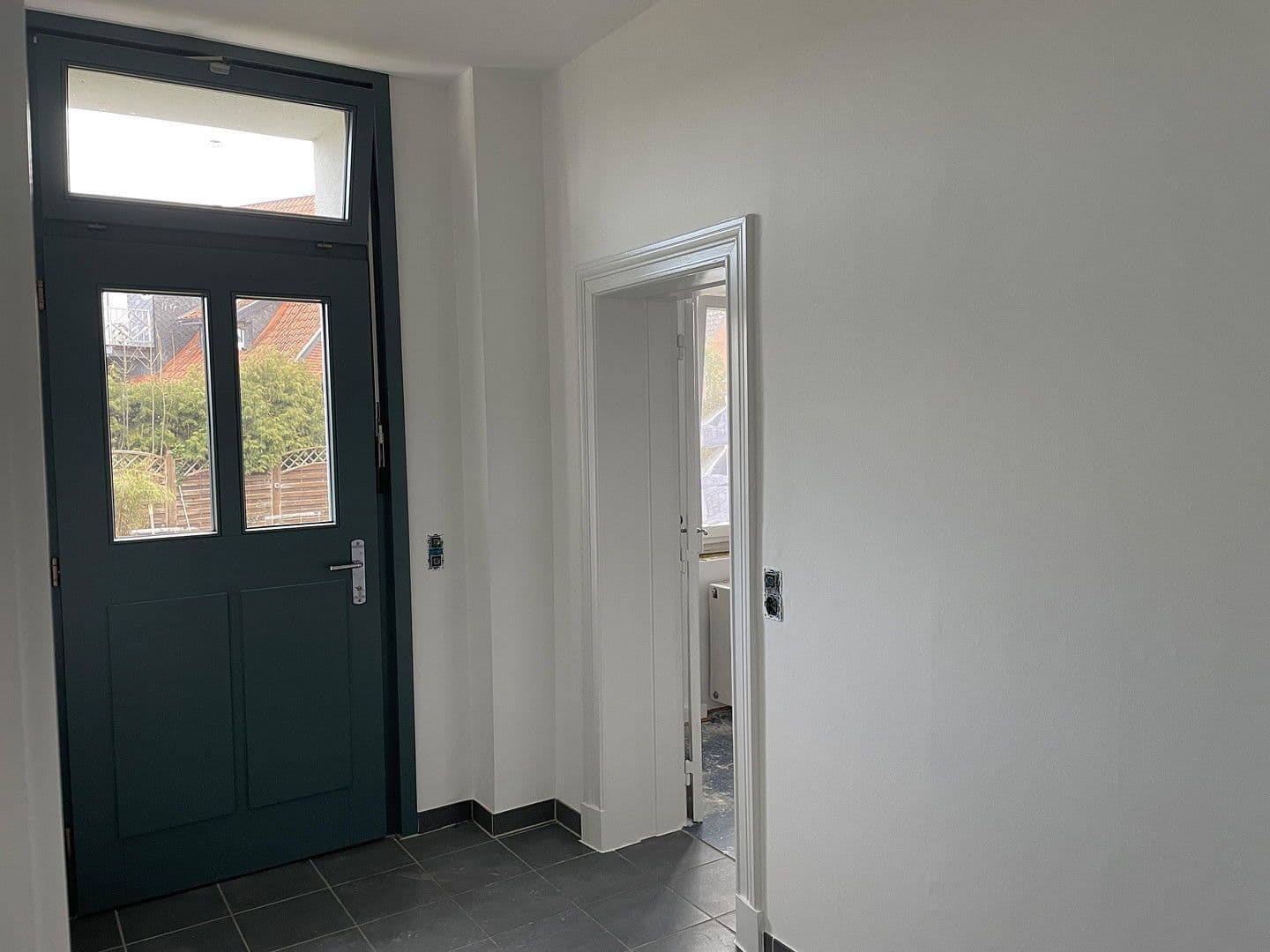 Prenájom bytu 3-izbový 79 m², Drage, Dolné Sasko Prenájom bytu 3-izbový 79 m², Drage, Dolné Sasko