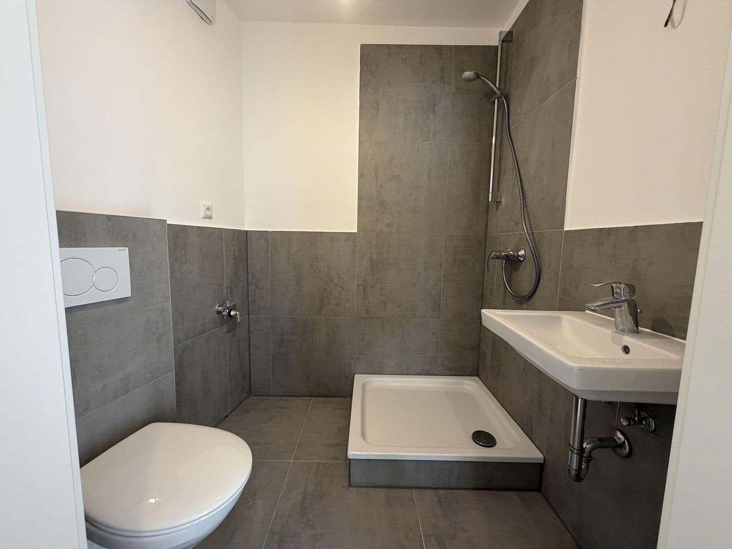 Prenájom bytu 1-izbový 30 m², Leipzigerstraße 61, Frankfurt am Main, Hesensko Prenájom bytu 1-izbový 30 m², Leipzigerstraße 61, Frankfurt am Main, Hesensko