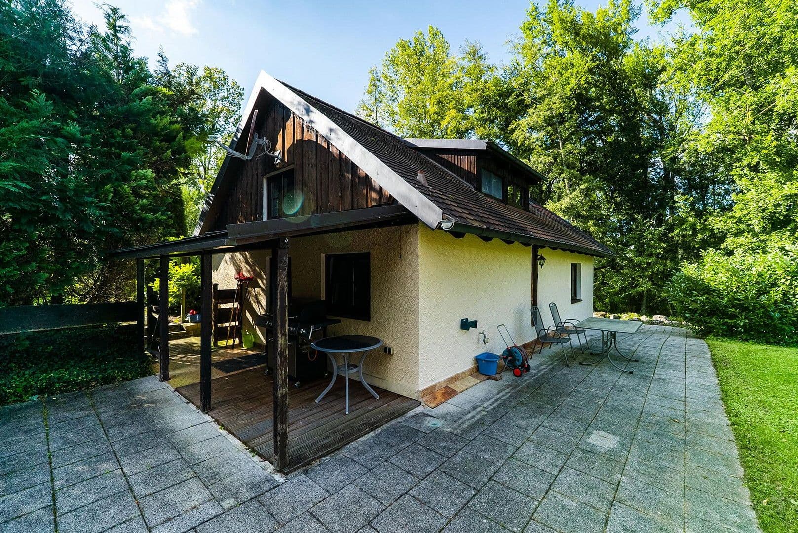 Predaj domu 480 m², pozemek 6.939 m², Egenhofen, Bavorsko Predaj domu 480 m², pozemek 6.939 m², Egenhofen, Bavorsko