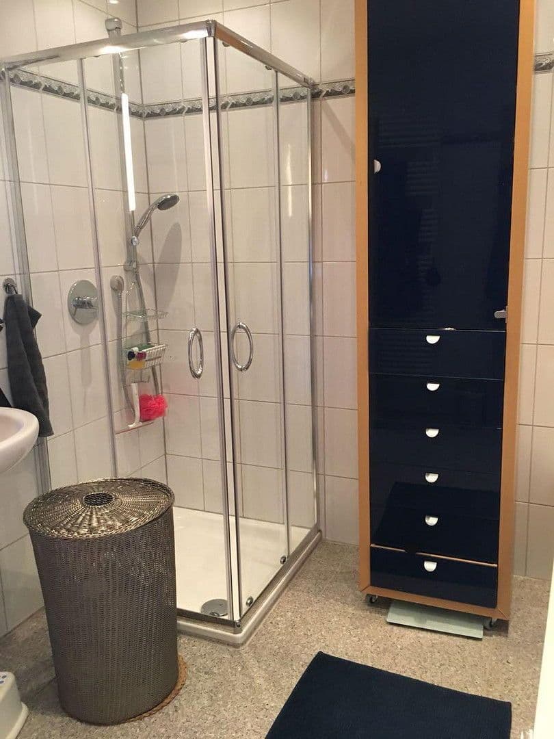 Prenájom bytu 3-izbový 90 m², Ingelheim am Rhein, Porýnie-Falcko Prenájom bytu 3-izbový 90 m², Ingelheim am Rhein, Porýnie-Falcko